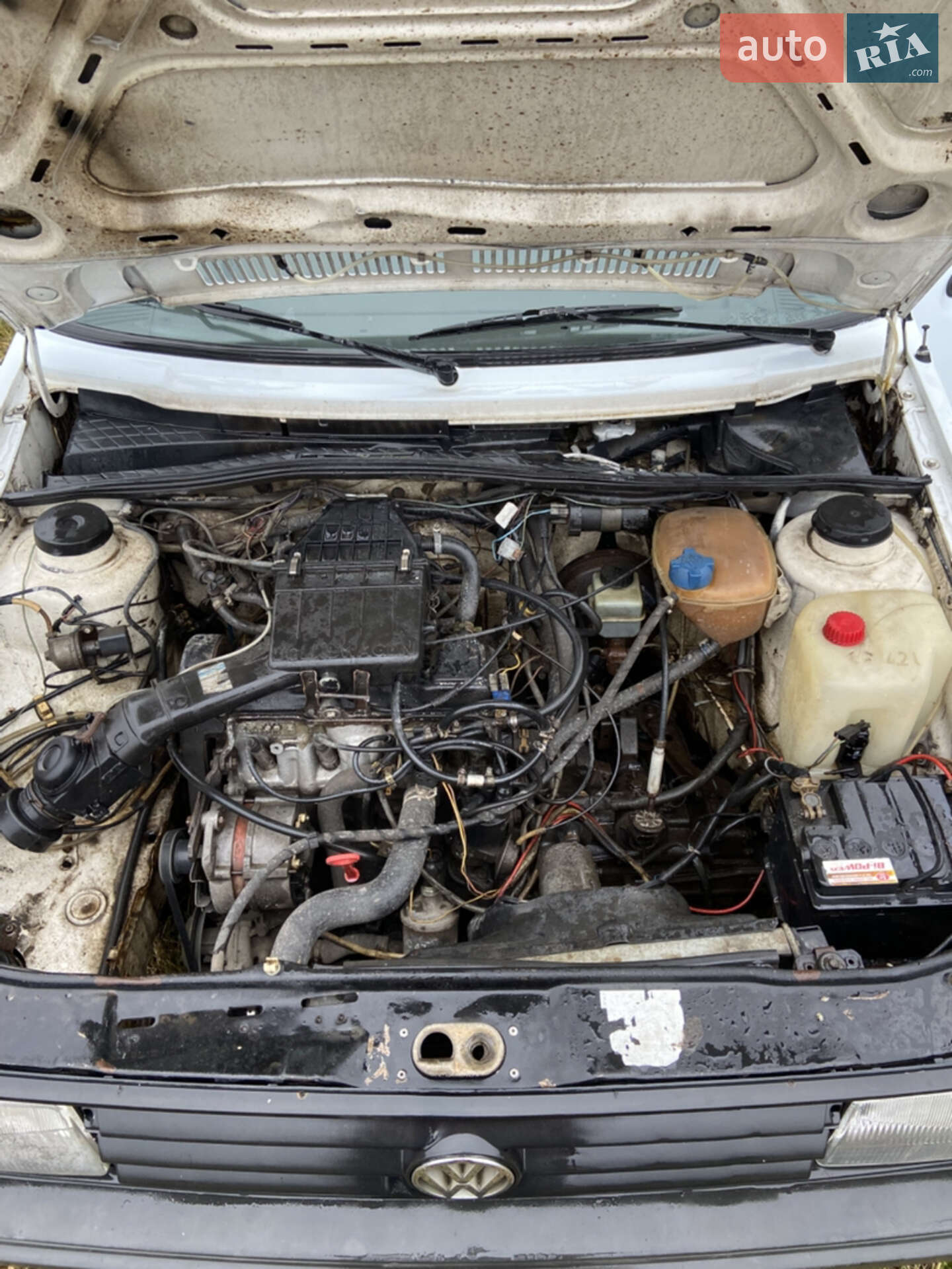 Volkswagen Jetta 1988 VIN WVWZZZ1GZKW175813 фото оголошення 18 з 19