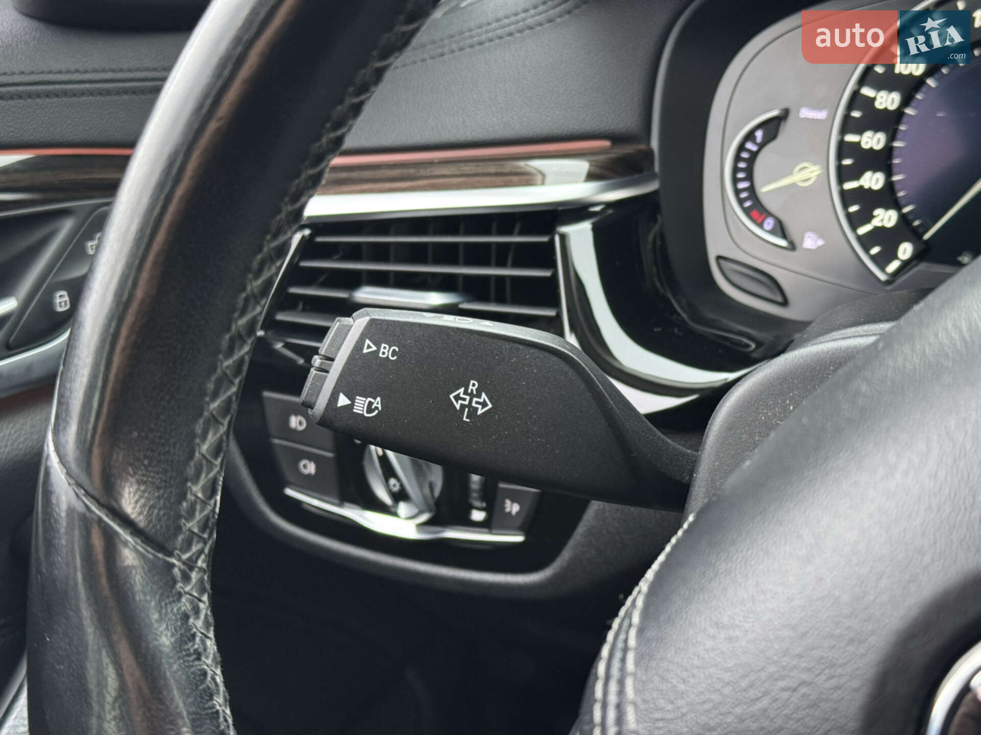 BMW 5 Series 2017 VIN WBAJC51030WA05567 фото оголошення 19 з 26