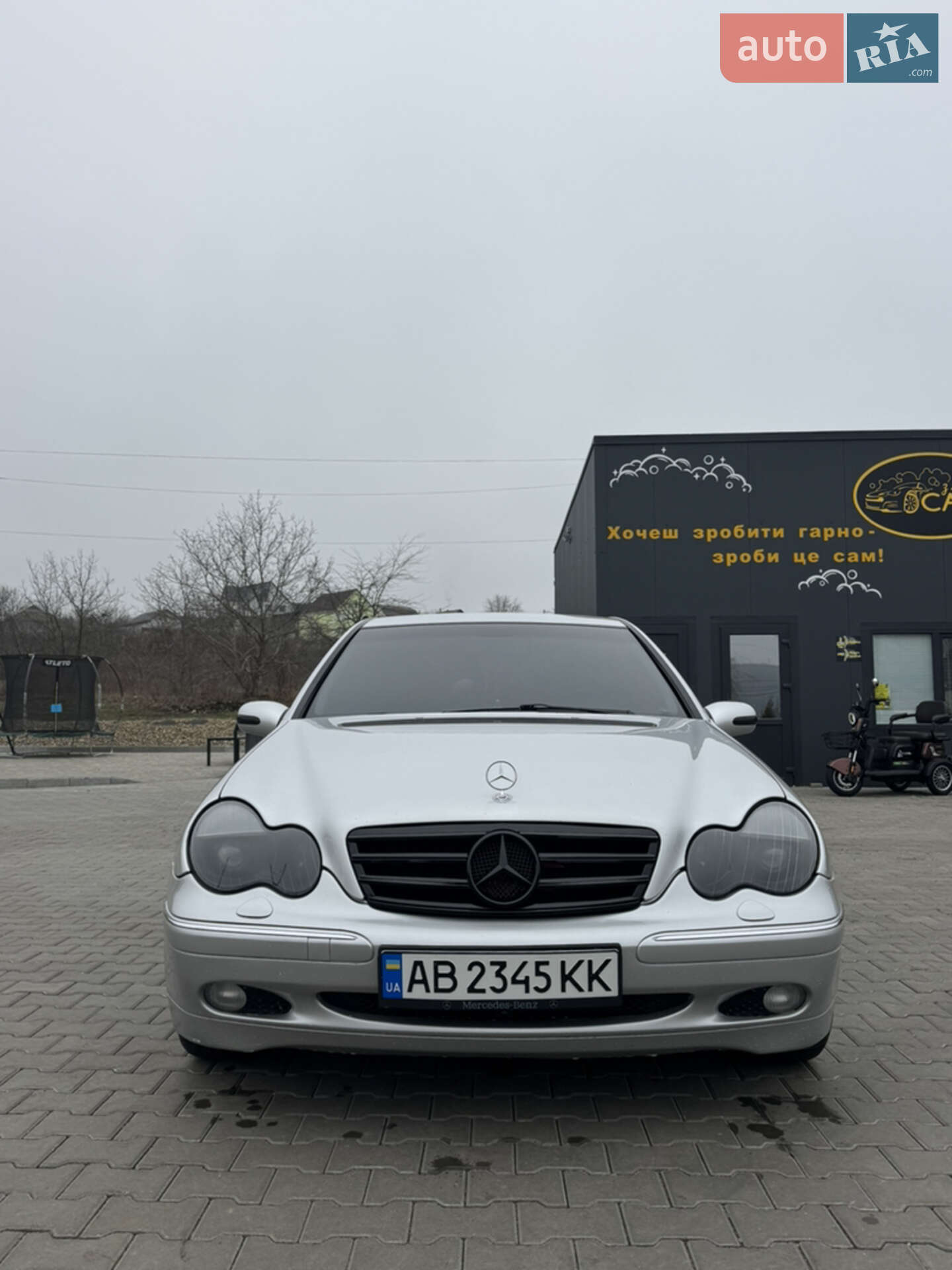 Mercedes-Benz C-Class 2001 VIN WDB2030351A212555 фото оголошення 2 з 21
