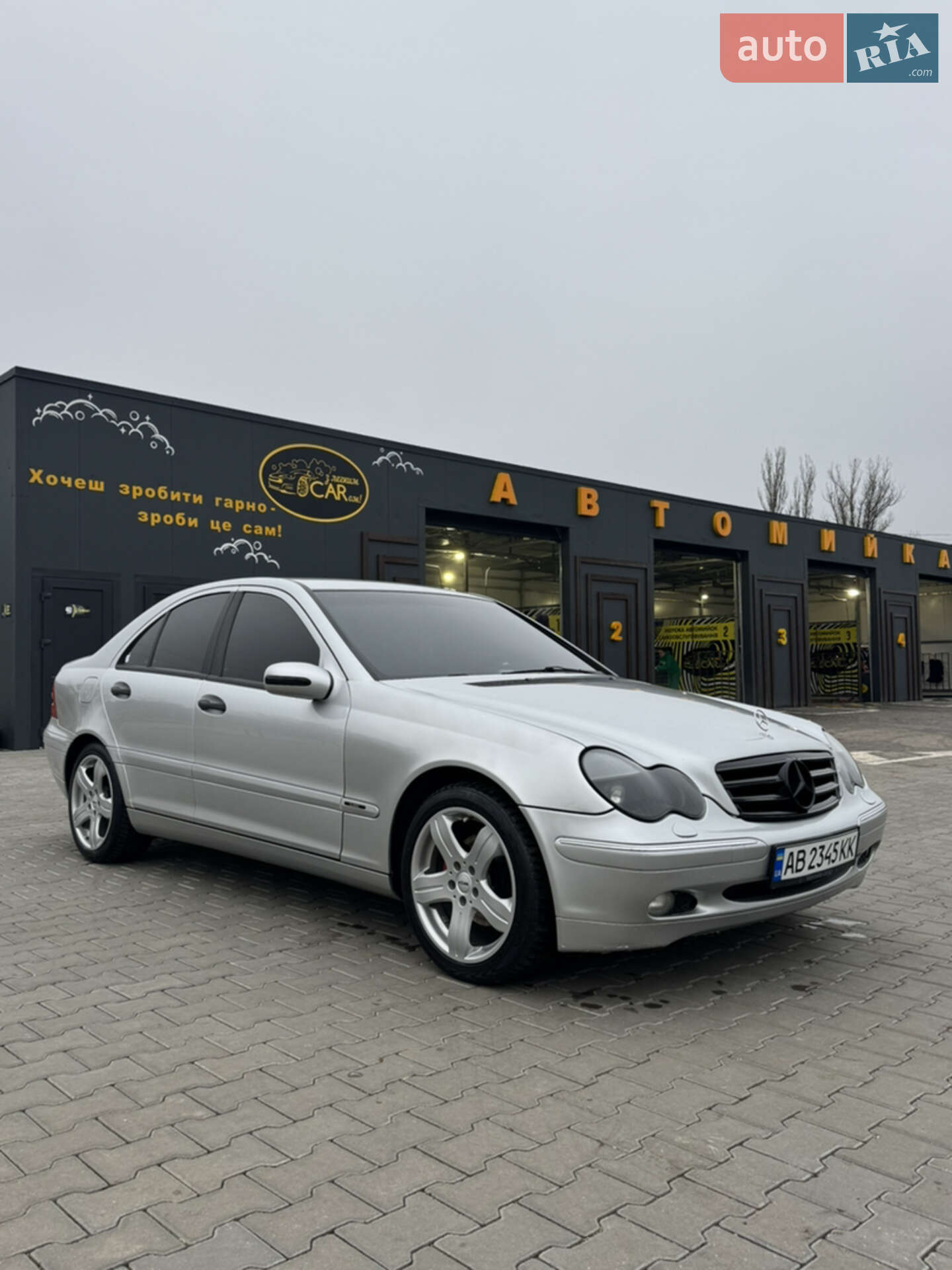Mercedes-Benz C-Class 2001 VIN WDB2030351A212555 фото оголошення 4 з 21