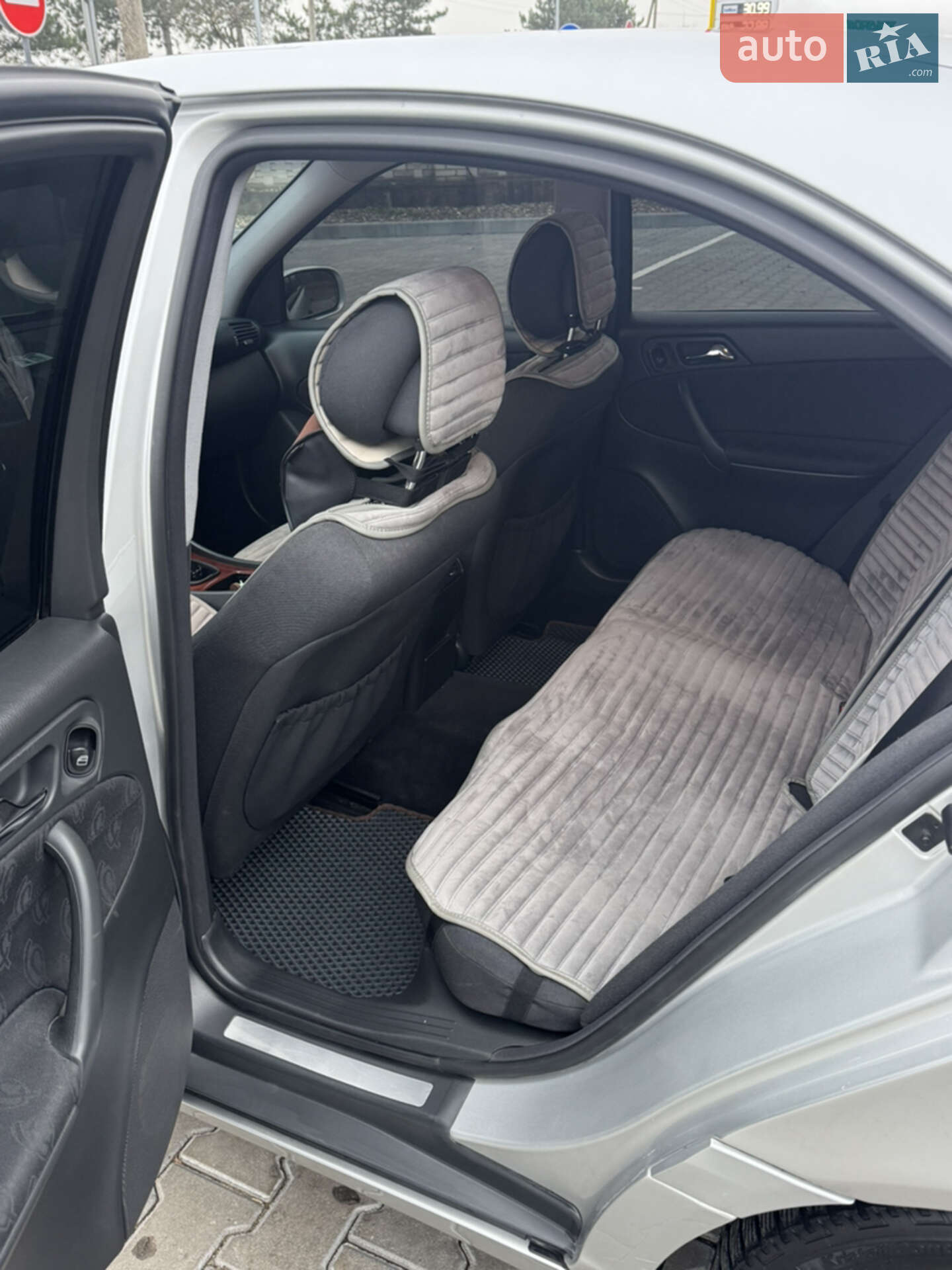 Mercedes-Benz C-Class 2001 VIN WDB2030351A212555 фото оголошення 9 з 21