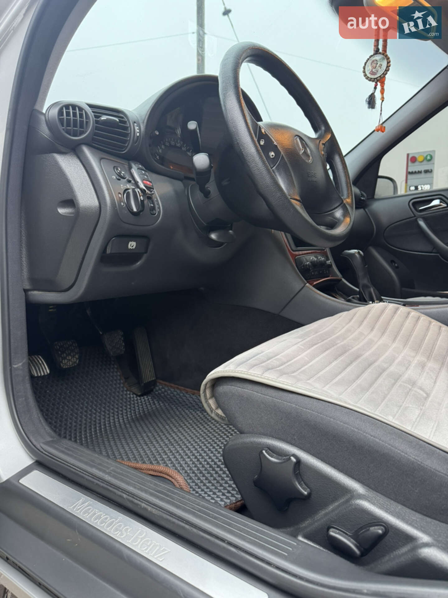 Mercedes-Benz C-Class 2001 VIN WDB2030351A212555 фото оголошення 19 з 21