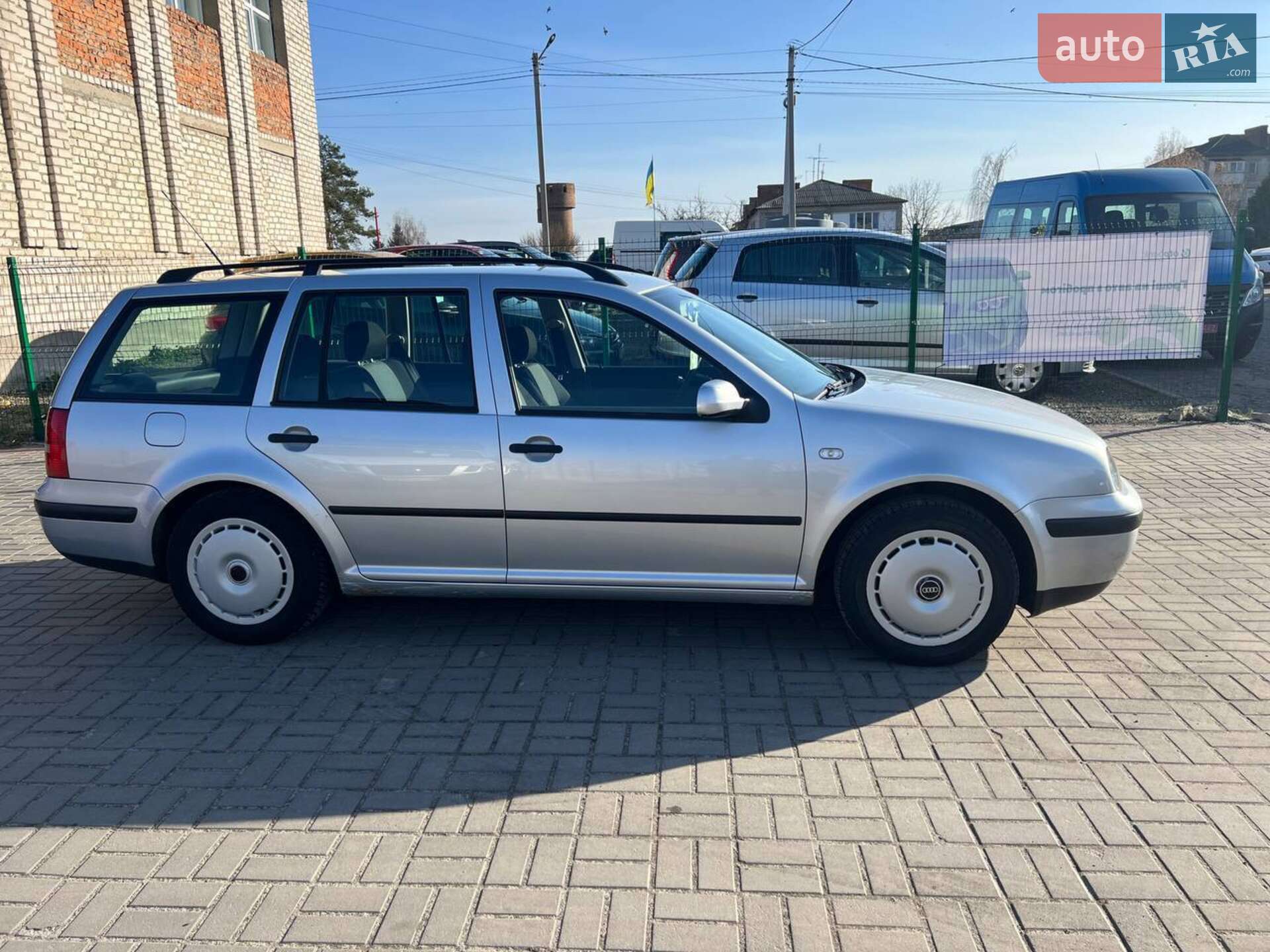 Volkswagen Golf 2003 VIN WVWZZZ1JZ4W109230 фото оголошення 4 з 33
