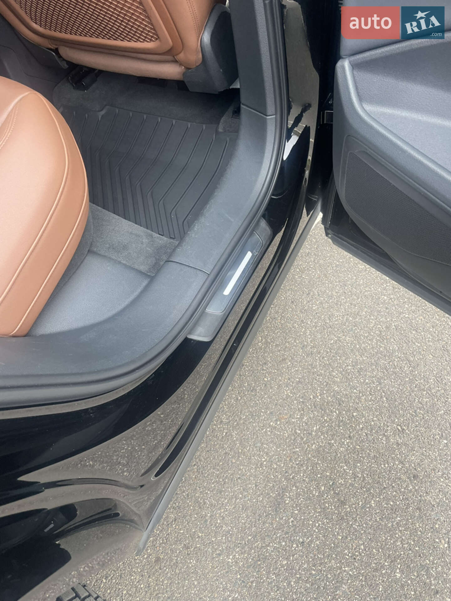 Audi e-tron 2021 VIN WA1AAAGE7NB007431 фото оголошення 7 з 25