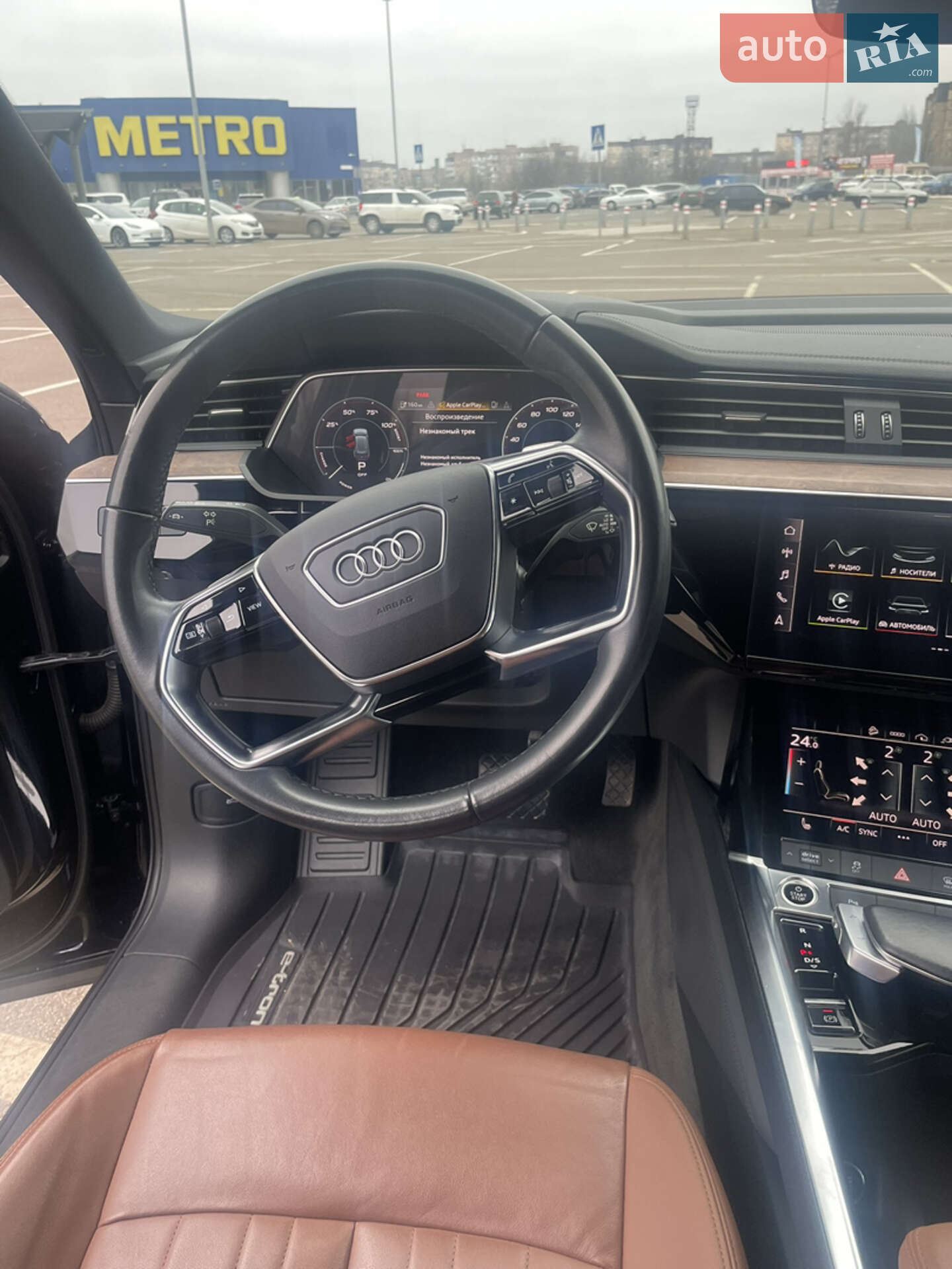 Audi e-tron 2021 VIN WA1AAAGE7NB007431 фото оголошення 13 з 25