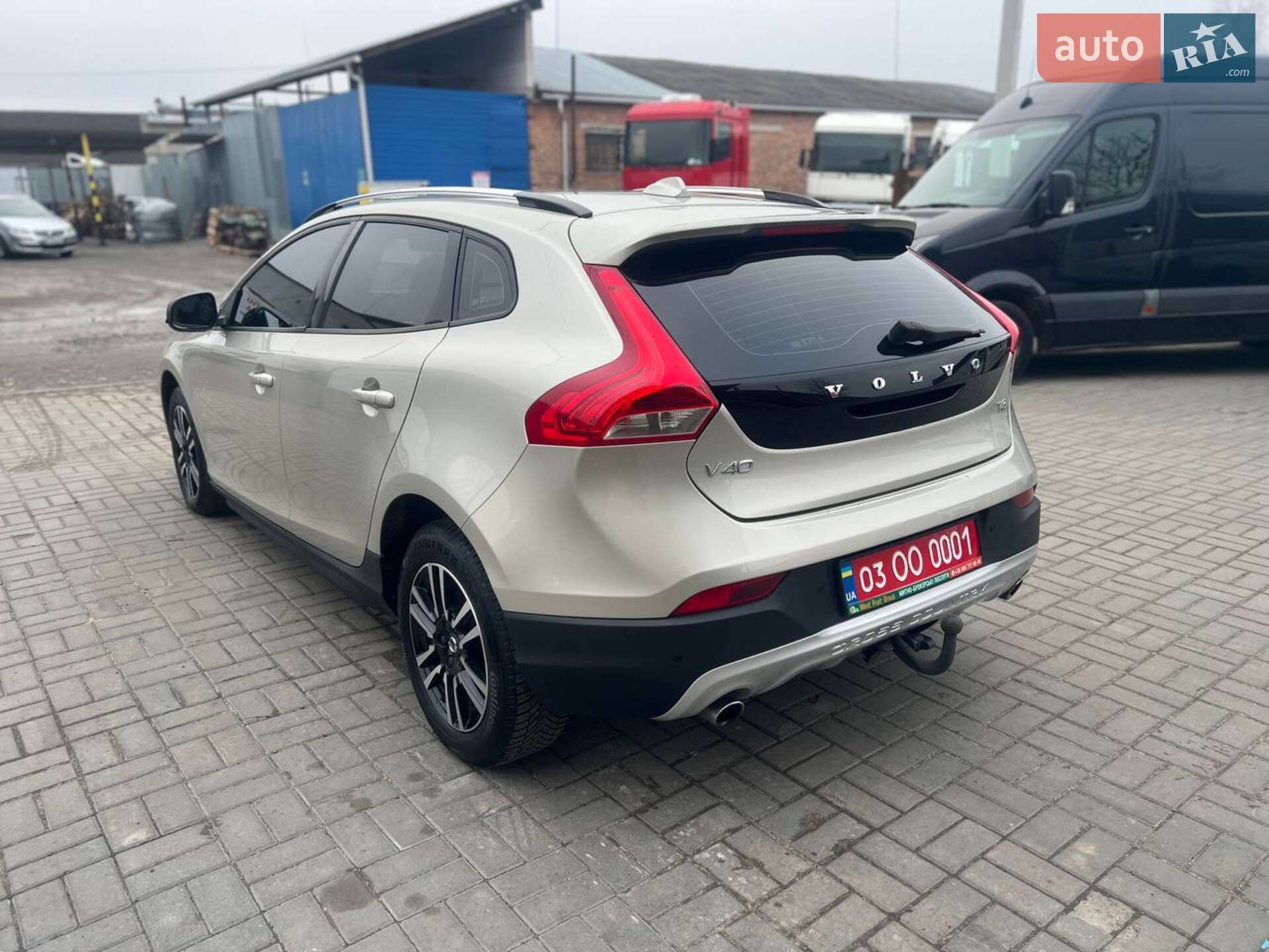 Volvo V40 2018 VIN YV1MZ32V0K2178716 фото оголошення 10 з 48