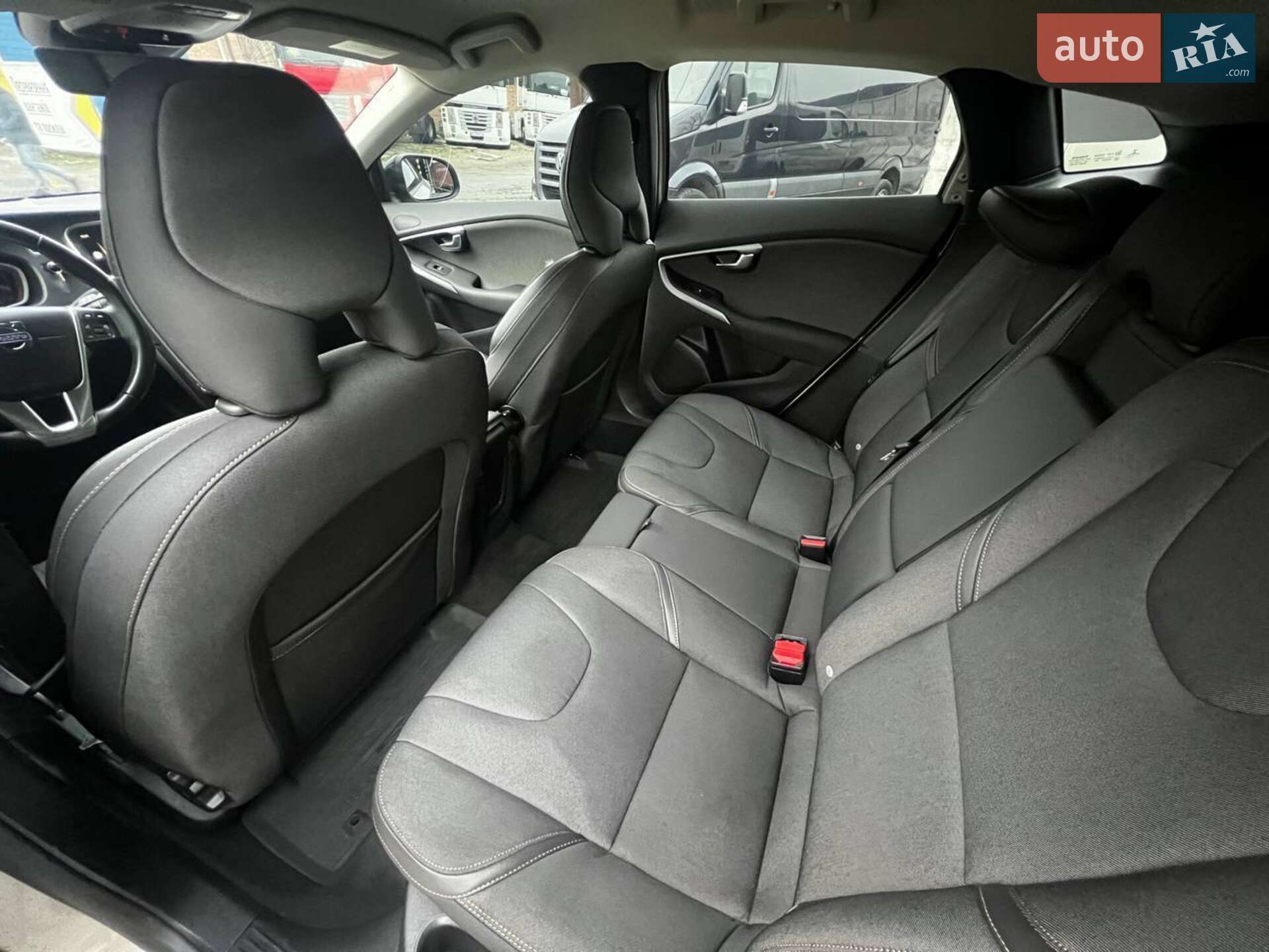 Volvo V40 2018 VIN YV1MZ32V0K2178716 фото оголошення 18 з 48