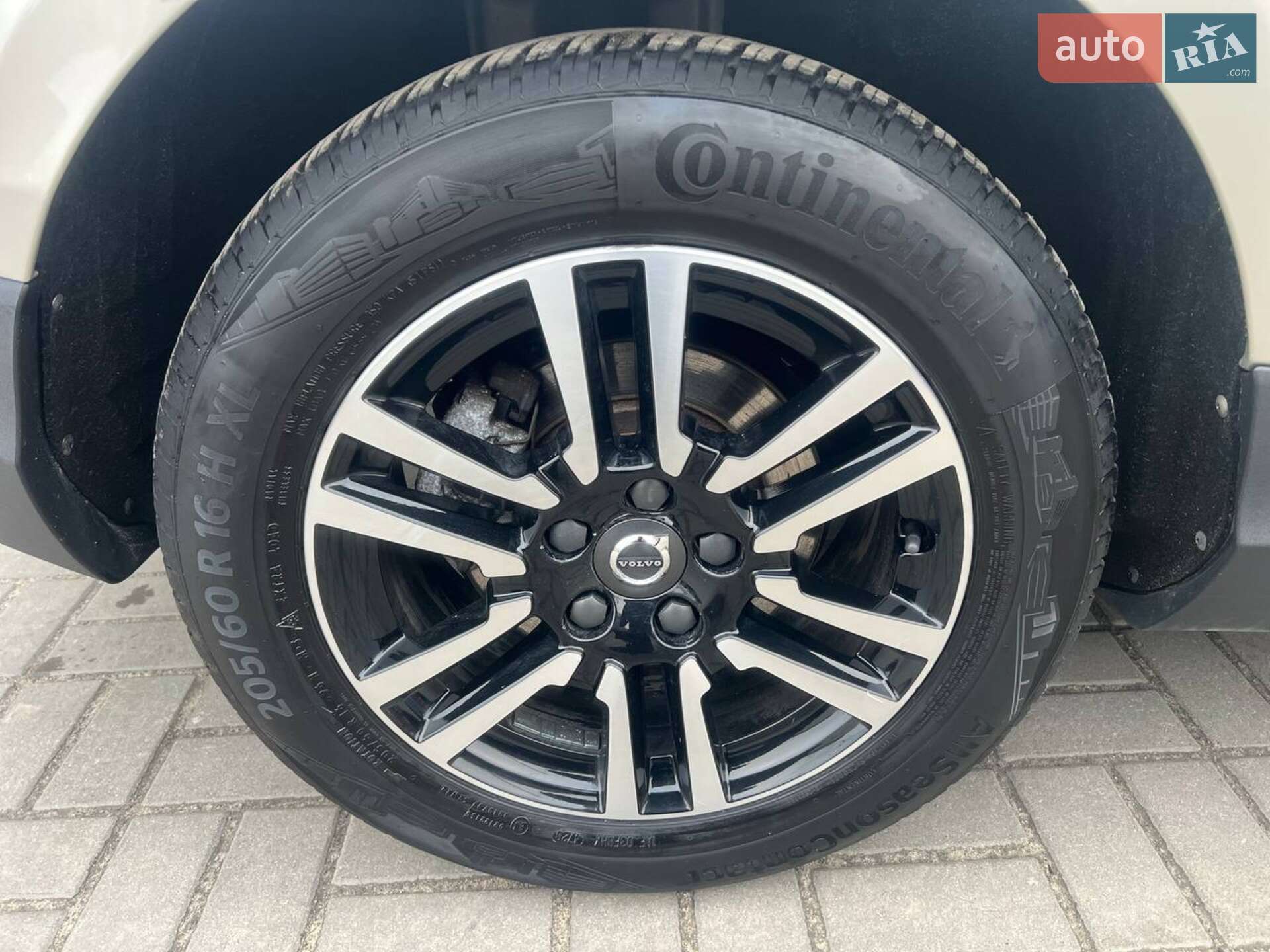 Volvo V40 2018 VIN YV1MZ32V0K2178716 фото оголошення 47 з 48