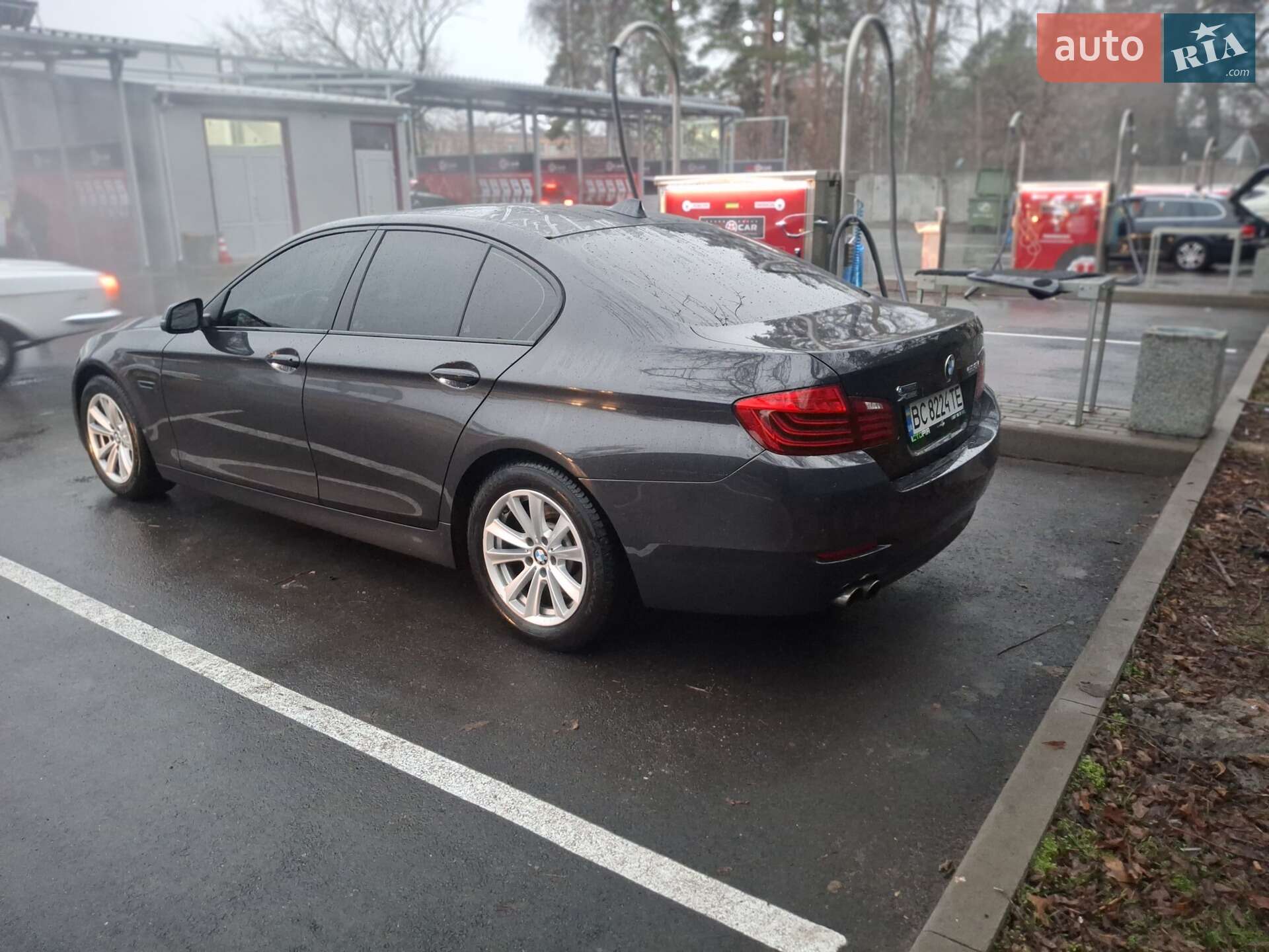 BMW 5 Series 2015 VIN WBA5A7C56GG144850 фото оголошення 6 з 30