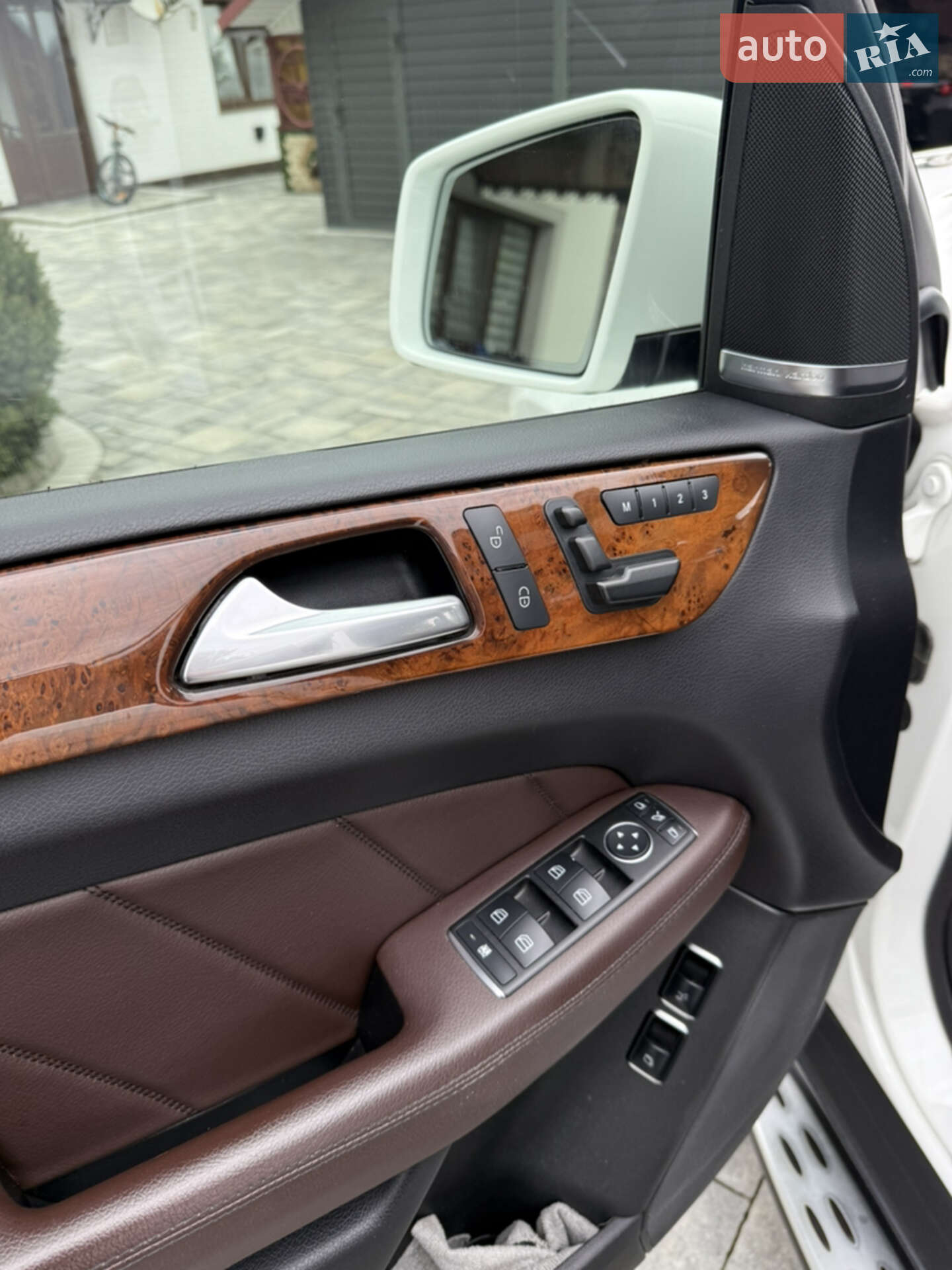 Mercedes-Benz GL-Class 2015 VIN 4JGDF2EE1FA592233 фото оголошення 30 з 86