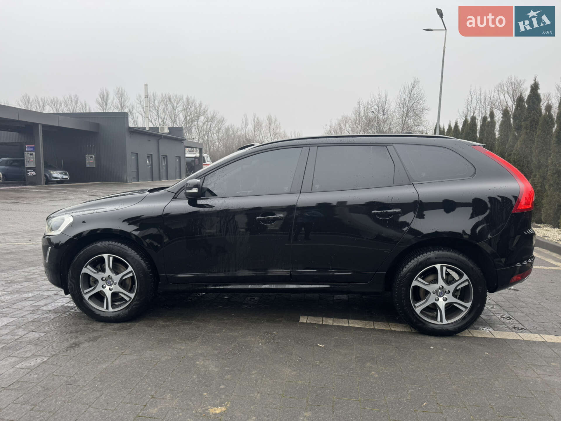 Volvo XC60 2015 VIN YV1DZ73CDF2750194 фото оголошення 5 з 11
