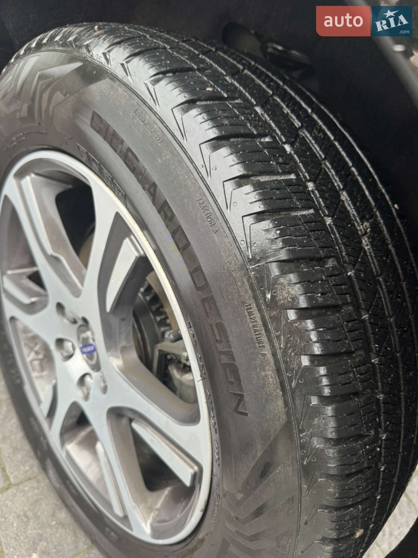 Volvo XC60 2015 VIN YV1DZ73CDF2750194 фото оголошення 9 з 11