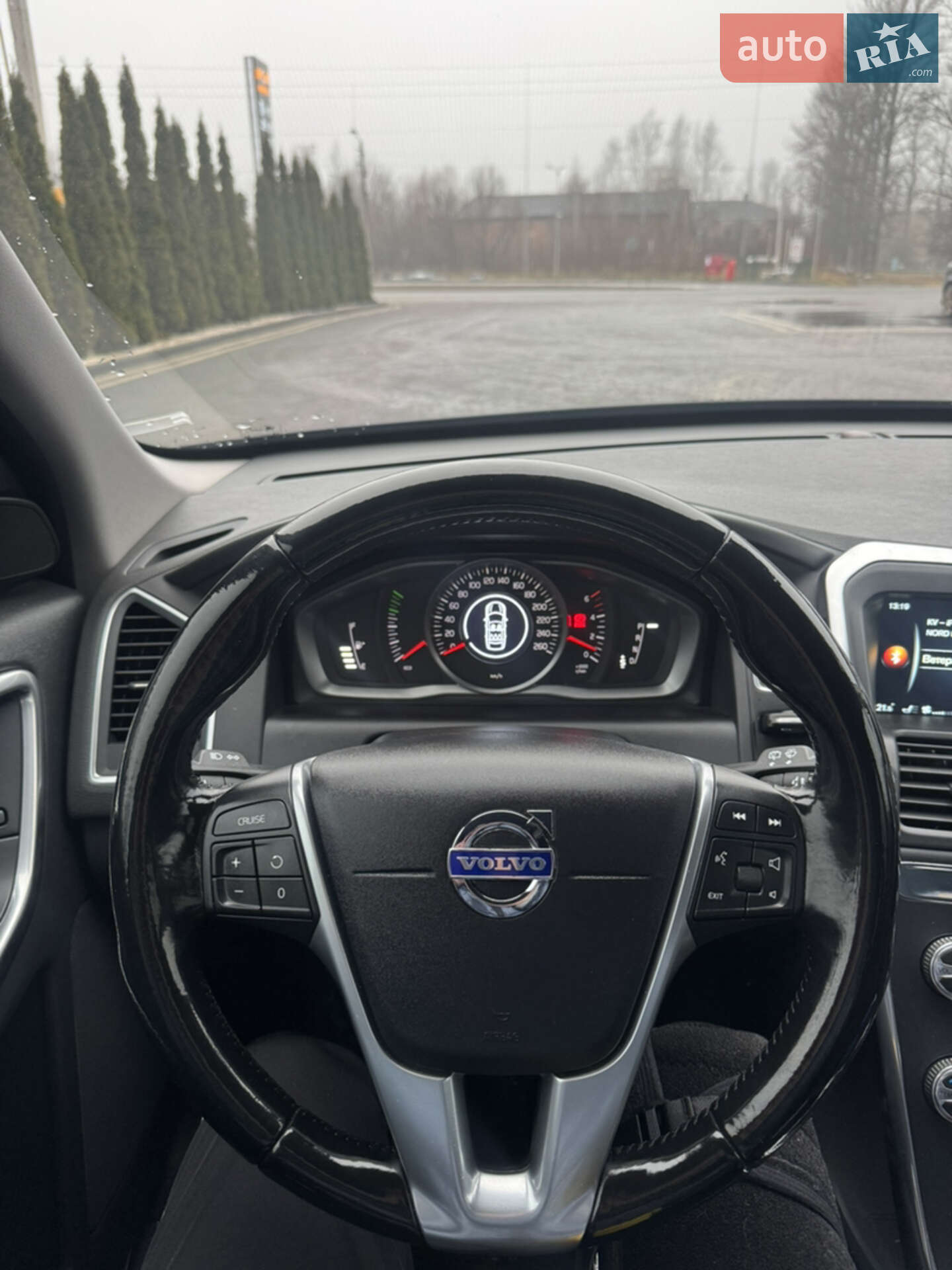 Volvo XC60 2015 VIN YV1DZ73CDF2750194 фото оголошення 10 з 11