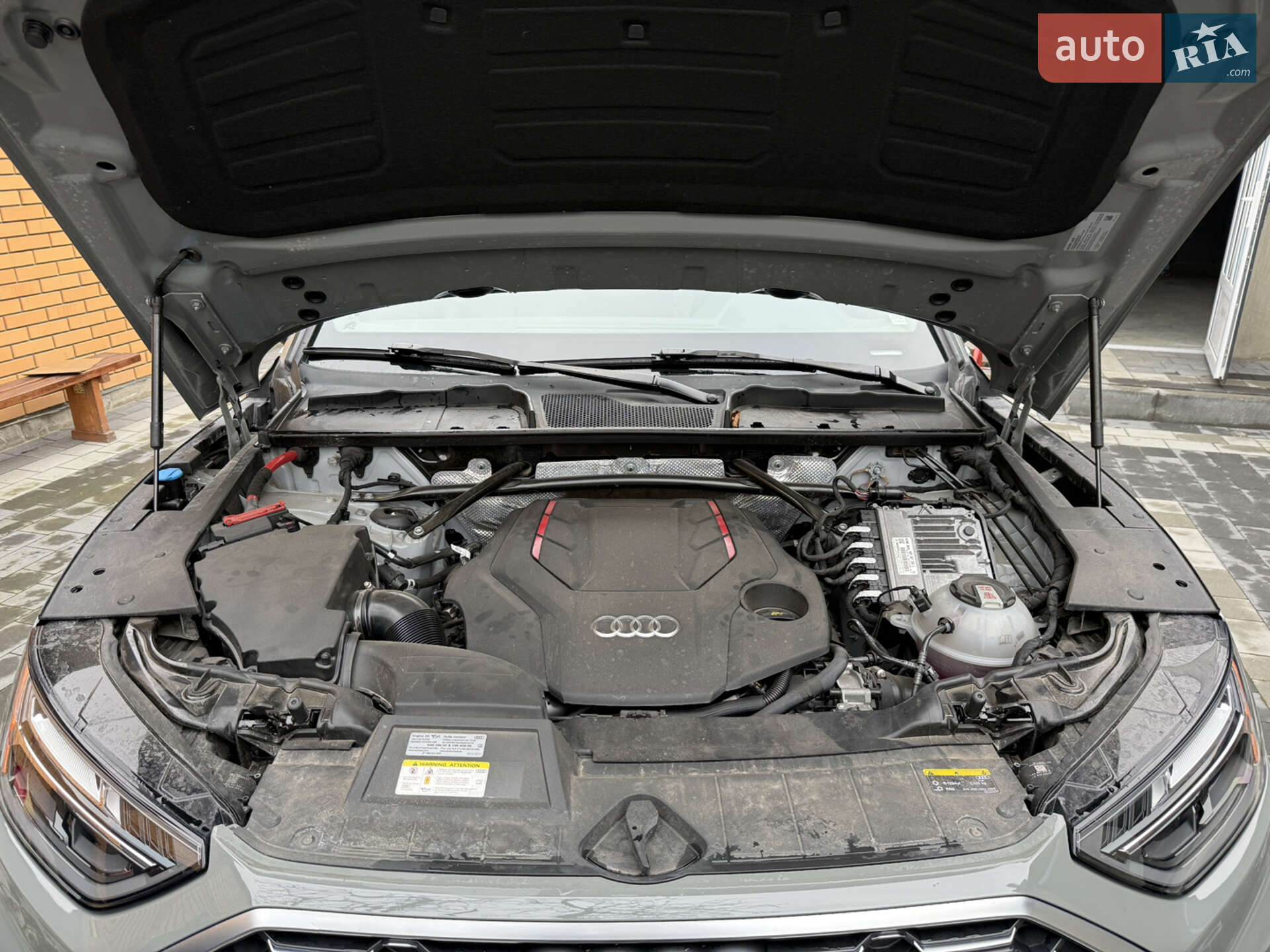 Audi SQ5 2022 VIN WA1B4AFY4N2117196 фото оголошення 17 з 18