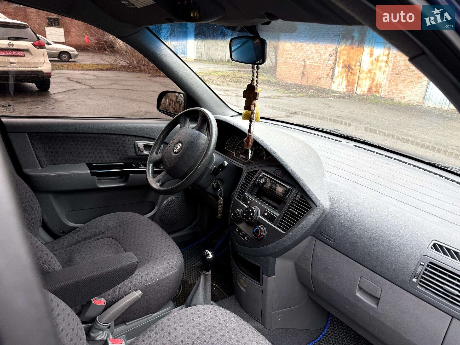 Kia Carens 2006 VIN KNEFC525155416575 фото оголошення 13 з 16