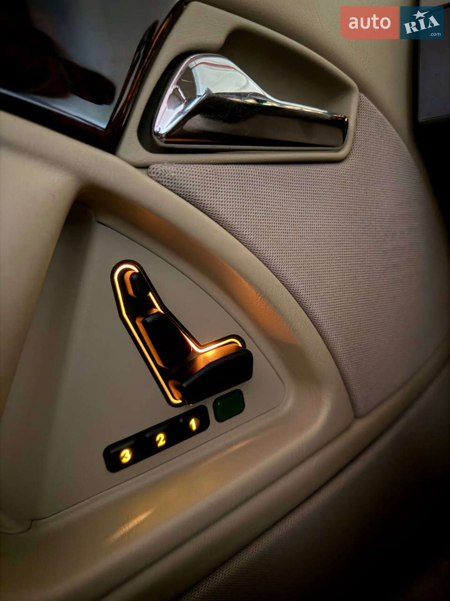 Mercedes-Benz SL-Class 1998 VIN WDBFA67F3WF169938 фото оголошення 4 з 42