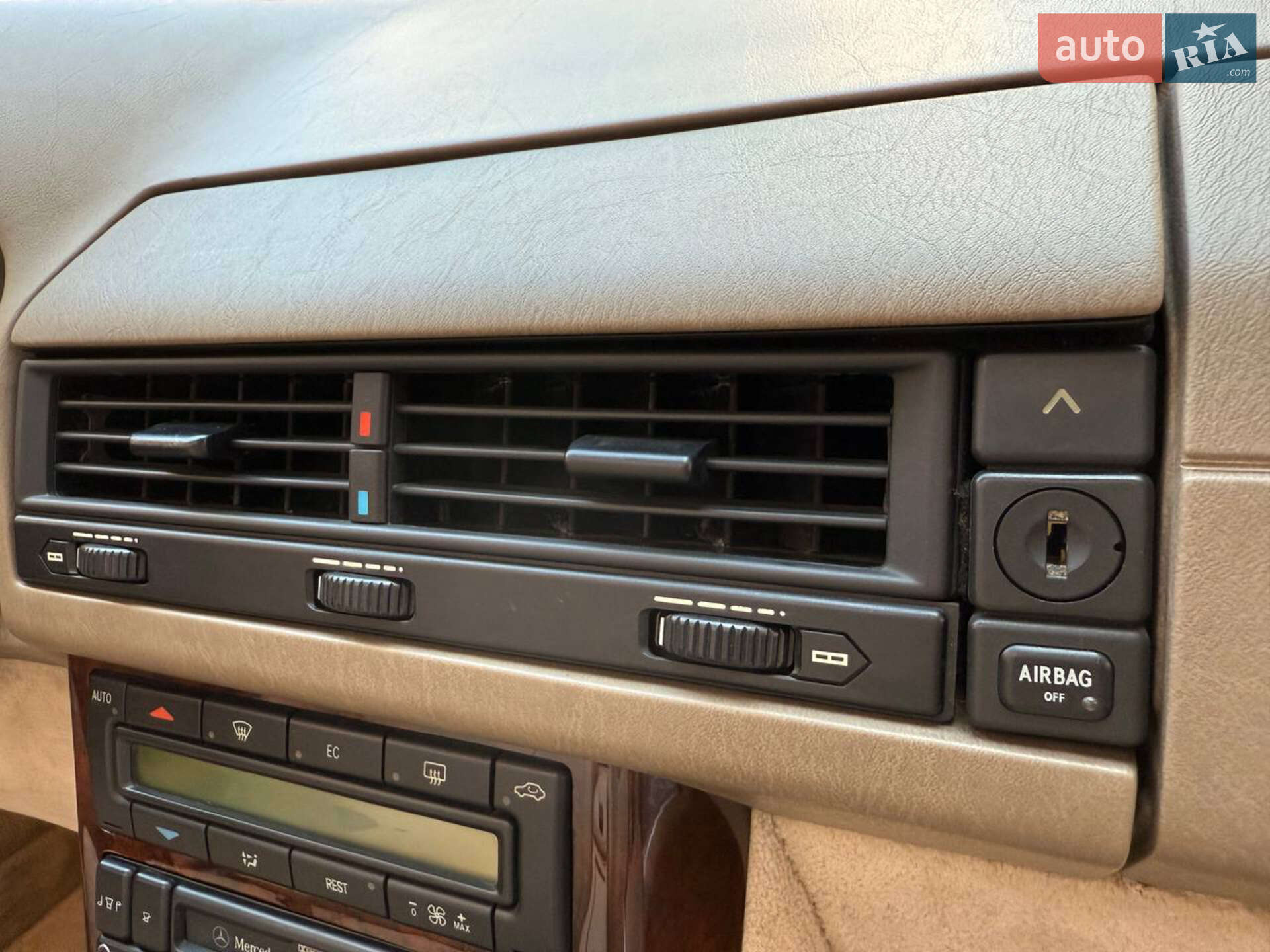 Mercedes-Benz SL-Class 1998 VIN WDBFA67F3WF169938 фото оголошення 5 з 42