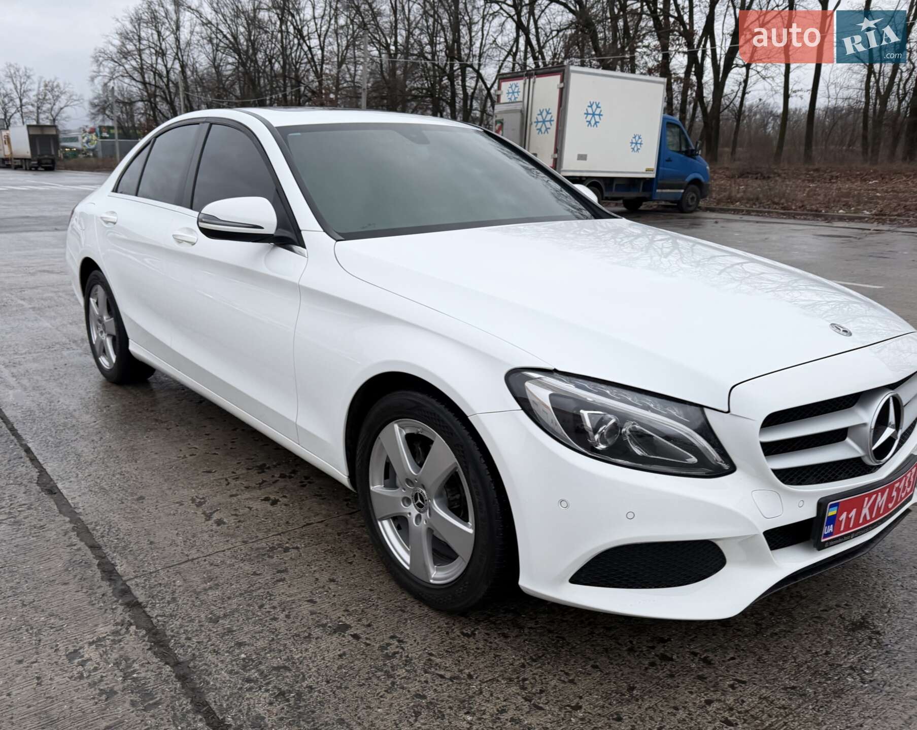 Mercedes-Benz C-Class 2017 VIN WDDWF3HB1JR338154 фото оголошення 5 з 29