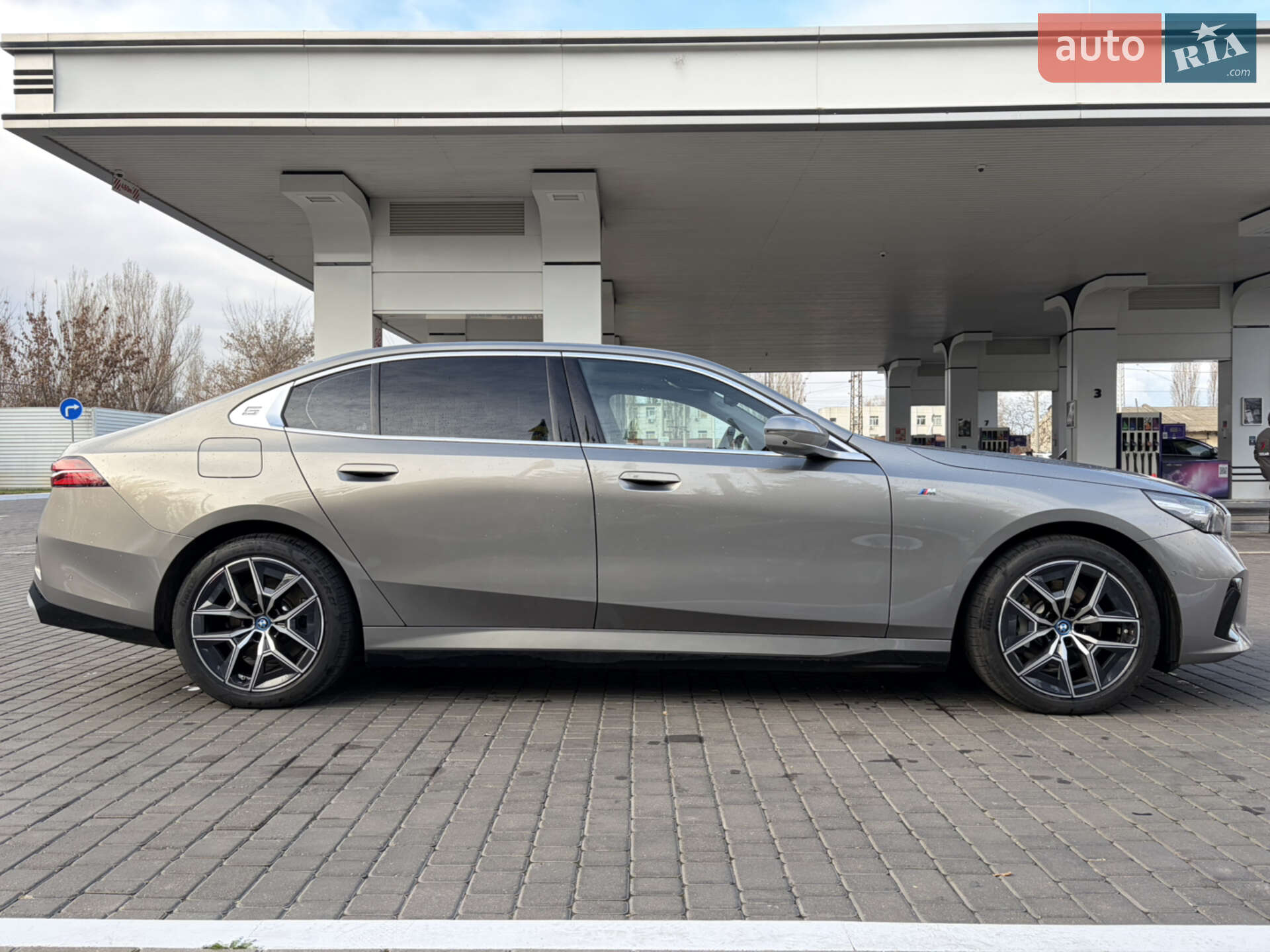 BMW i5 2024 VIN LBV51FM02RSD39733 фото оголошення 4 з 14