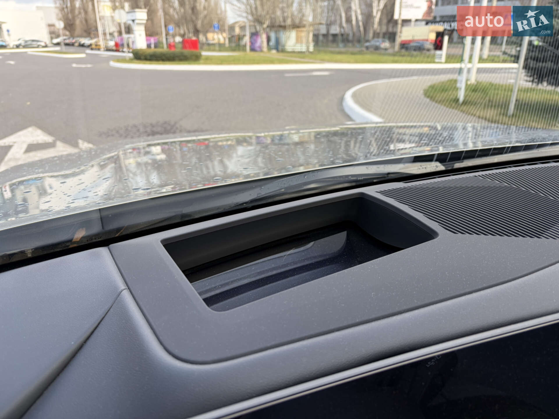 BMW i5 2024 VIN LBV51FM02RSD39733 фото оголошення 8 з 14