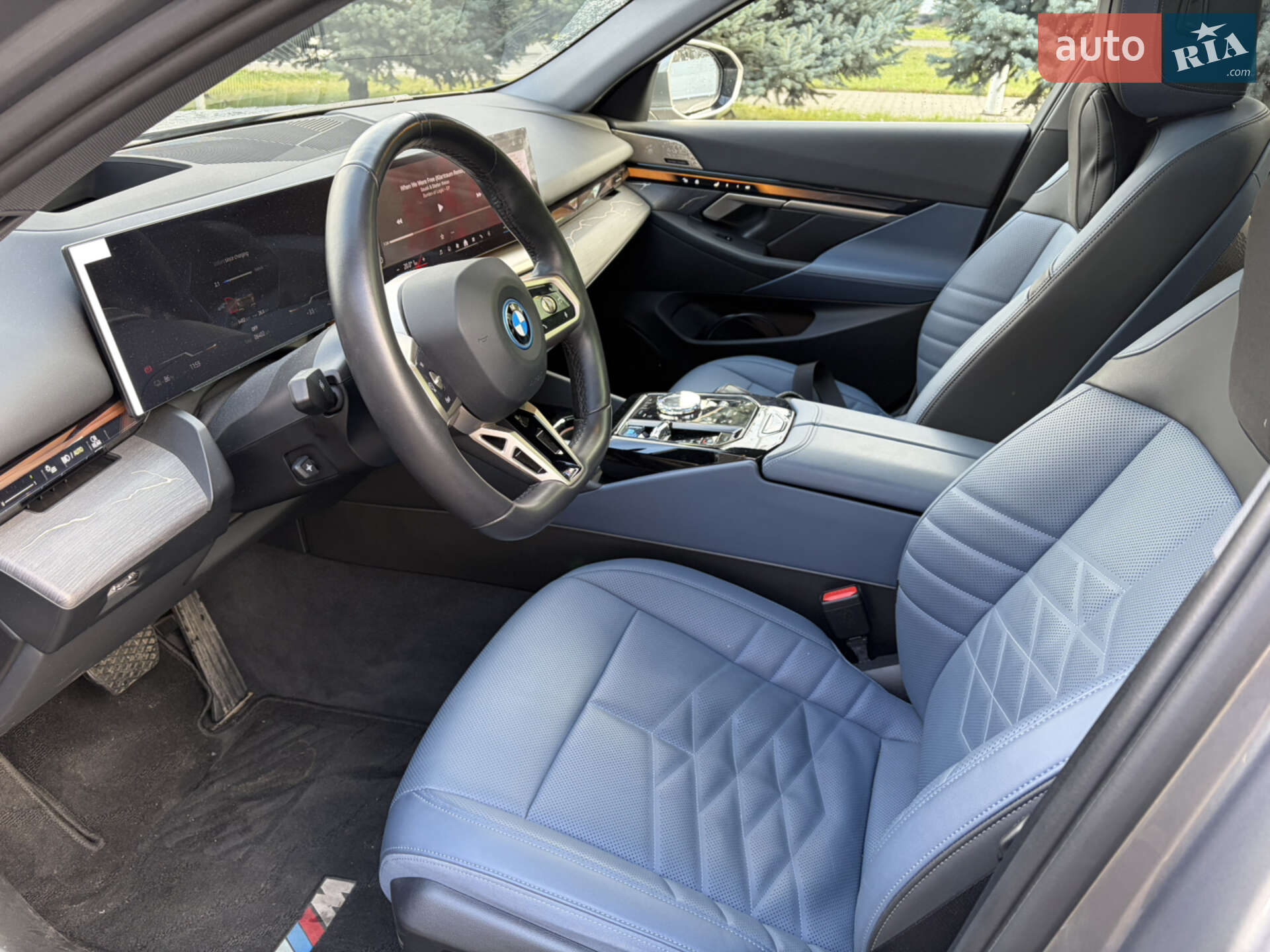 BMW i5 2024 VIN LBV51FM02RSD39733 фото оголошення 12 з 14