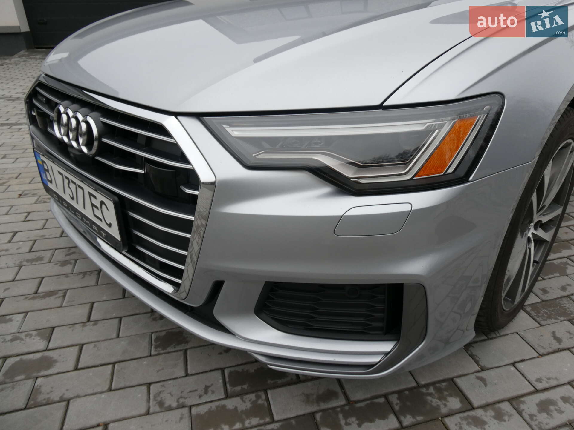 Audi A6 2019 VIN WAUL2AF26KN091218 фото оголошення 12 з 43