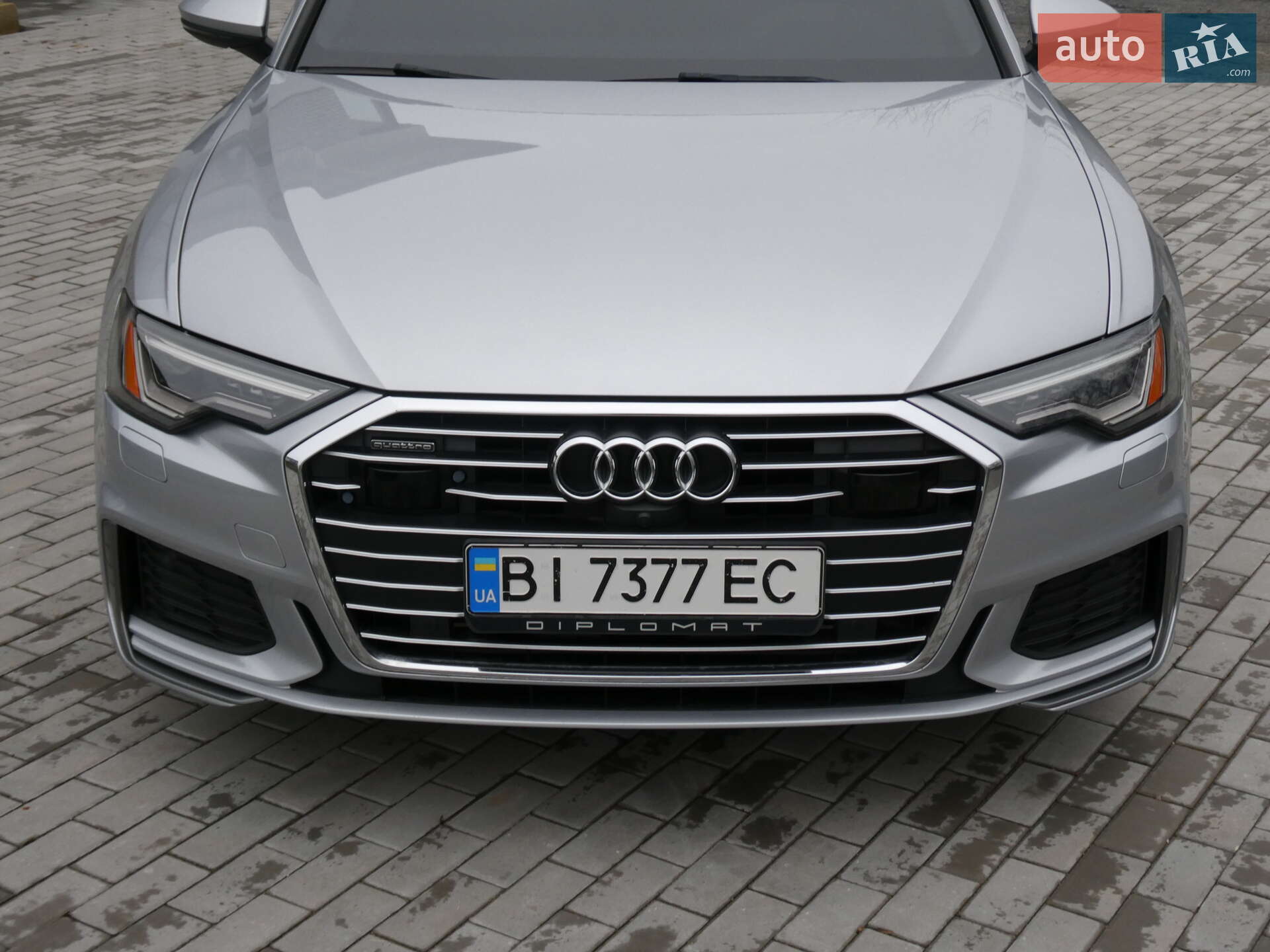 Audi A6 2019 VIN WAUL2AF26KN091218 фото оголошення 11 з 43