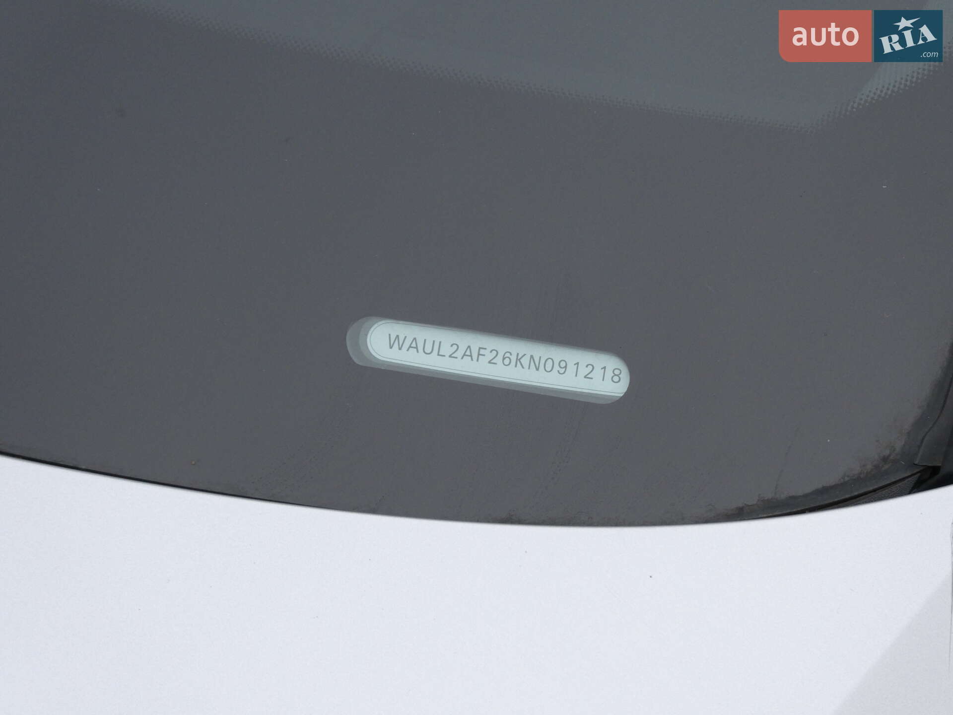 Audi A6 2019 VIN WAUL2AF26KN091218 фото оголошення 14 з 43