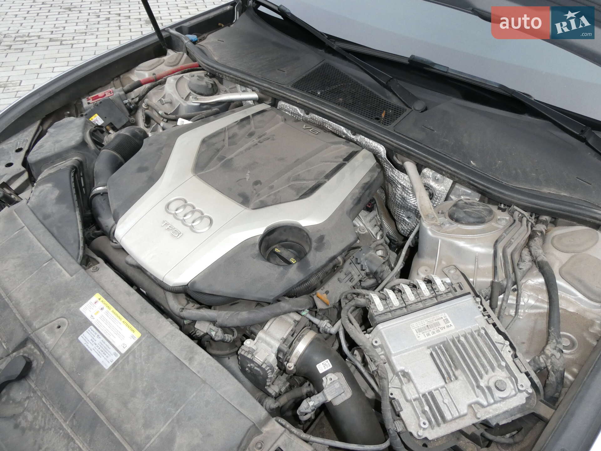 Audi A6 2019 VIN WAUL2AF26KN091218 фото оголошення 40 з 43