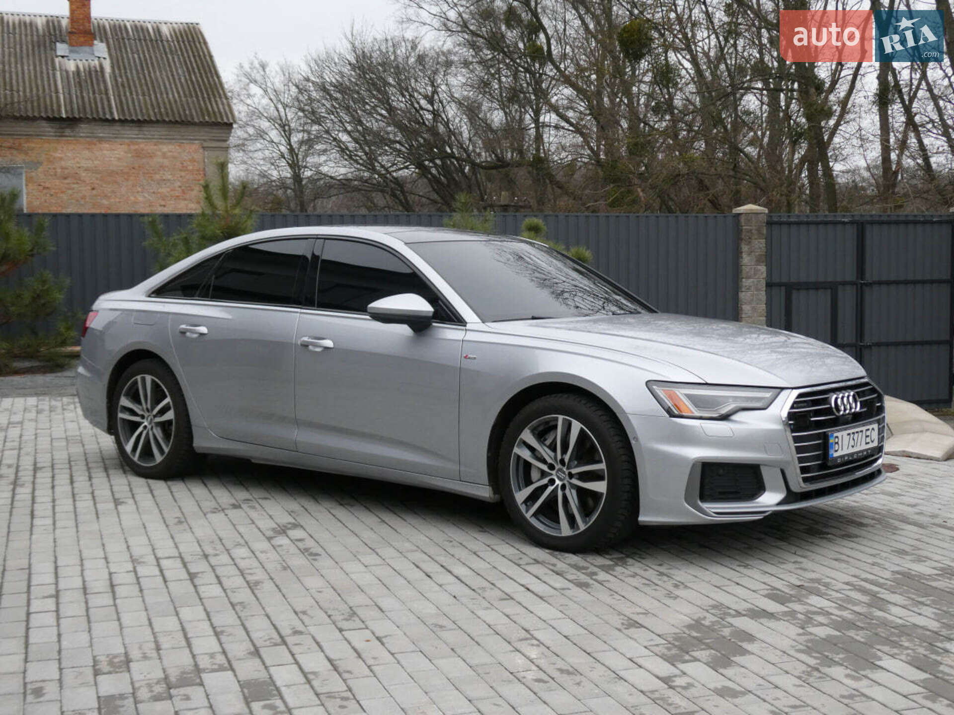 Audi A6 2019 VIN WAUL2AF26KN091218 фото оголошення 9 з 43