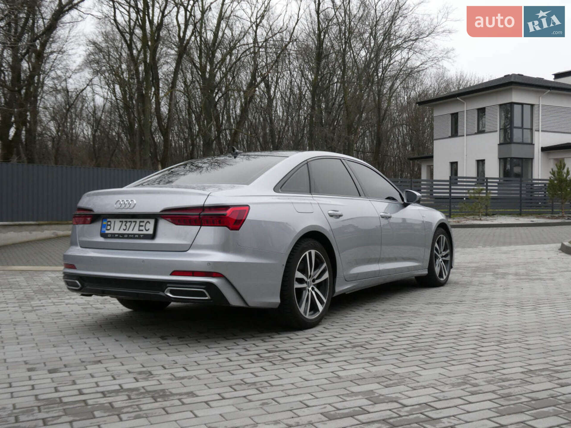 Audi A6 2019 VIN WAUL2AF26KN091218 фото оголошення 6 з 43