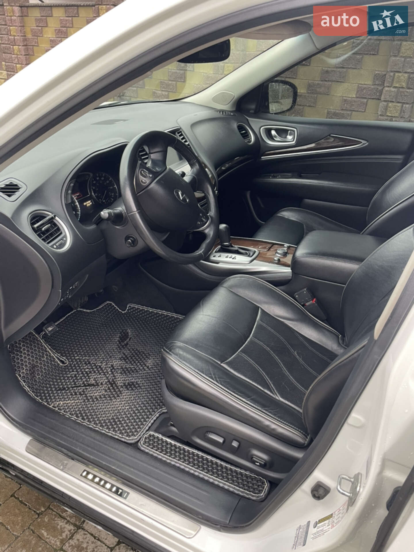 Infiniti QX60 2014 VIN 5N1CL0MM9EC527005 фото оголошення 11 з 18