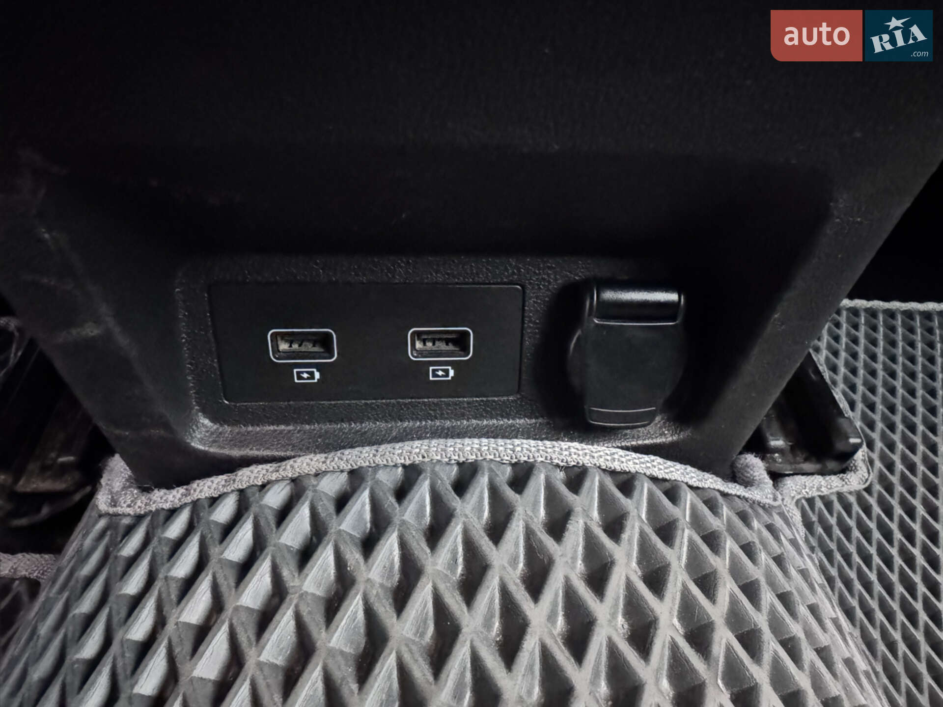 Renault Kadjar 2019 VIN VF1RFE00363253239 фото оголошення 15 з 18