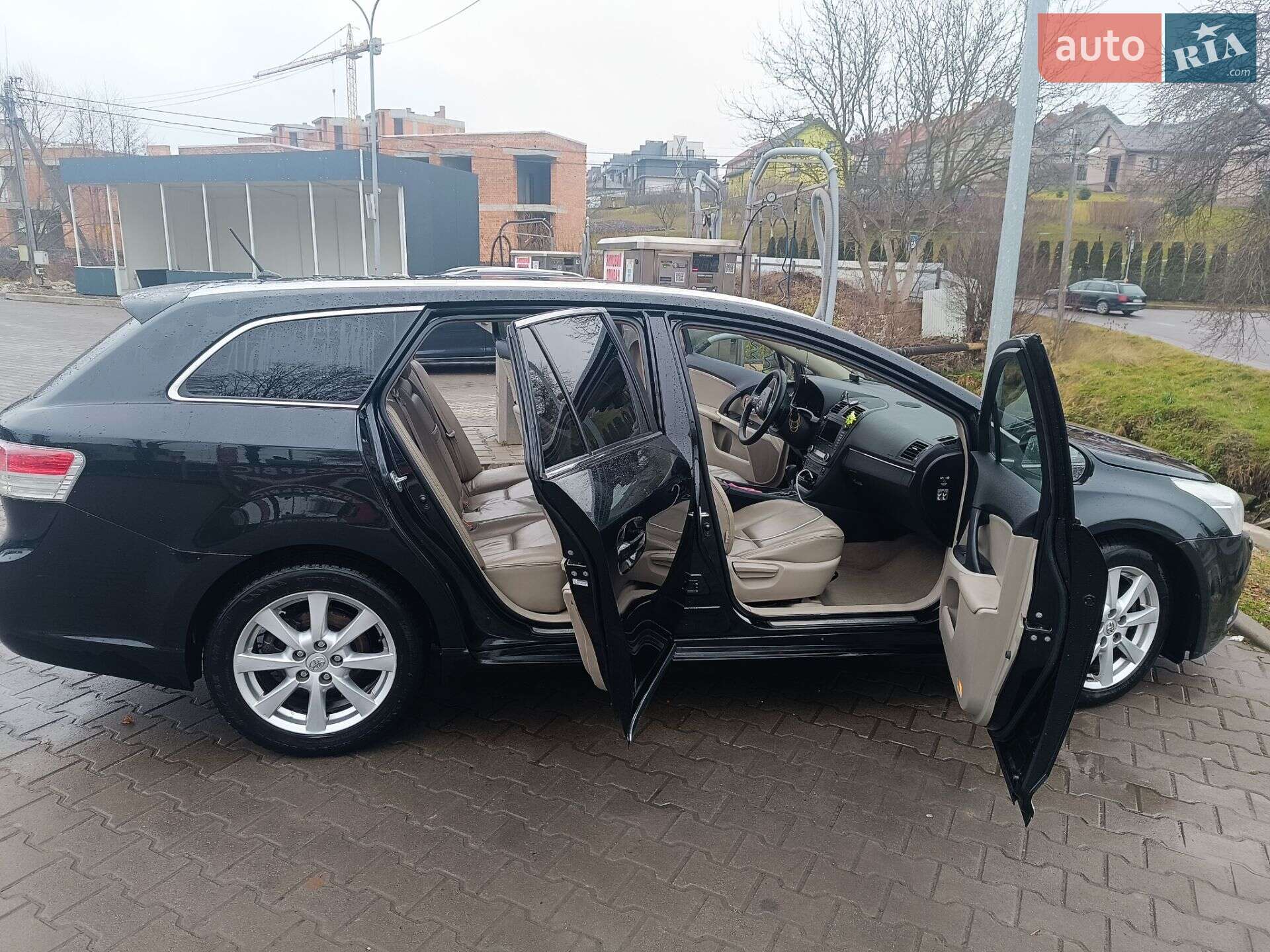 Toyota Avensis 2011 VIN SB1EB76L60E027169 фото оголошення 2 з 39