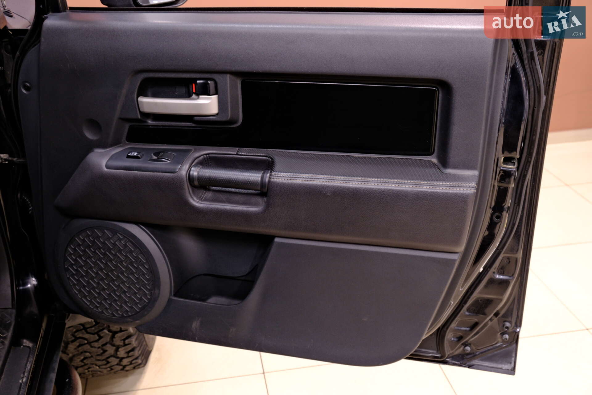 Toyota FJ Cruiser 2008 VIN JTEBU11F270096029 фото оголошення 31 з 42