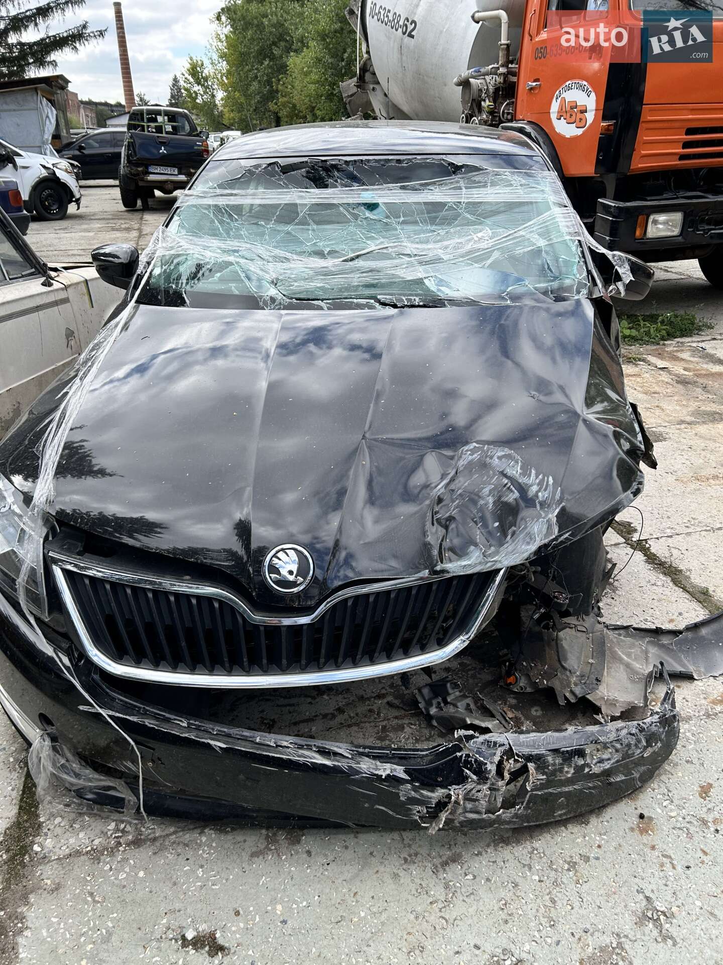 Skoda Rapid 2014 VIN TMBAD2NH7EB103009 фото оголошення 4 з 15