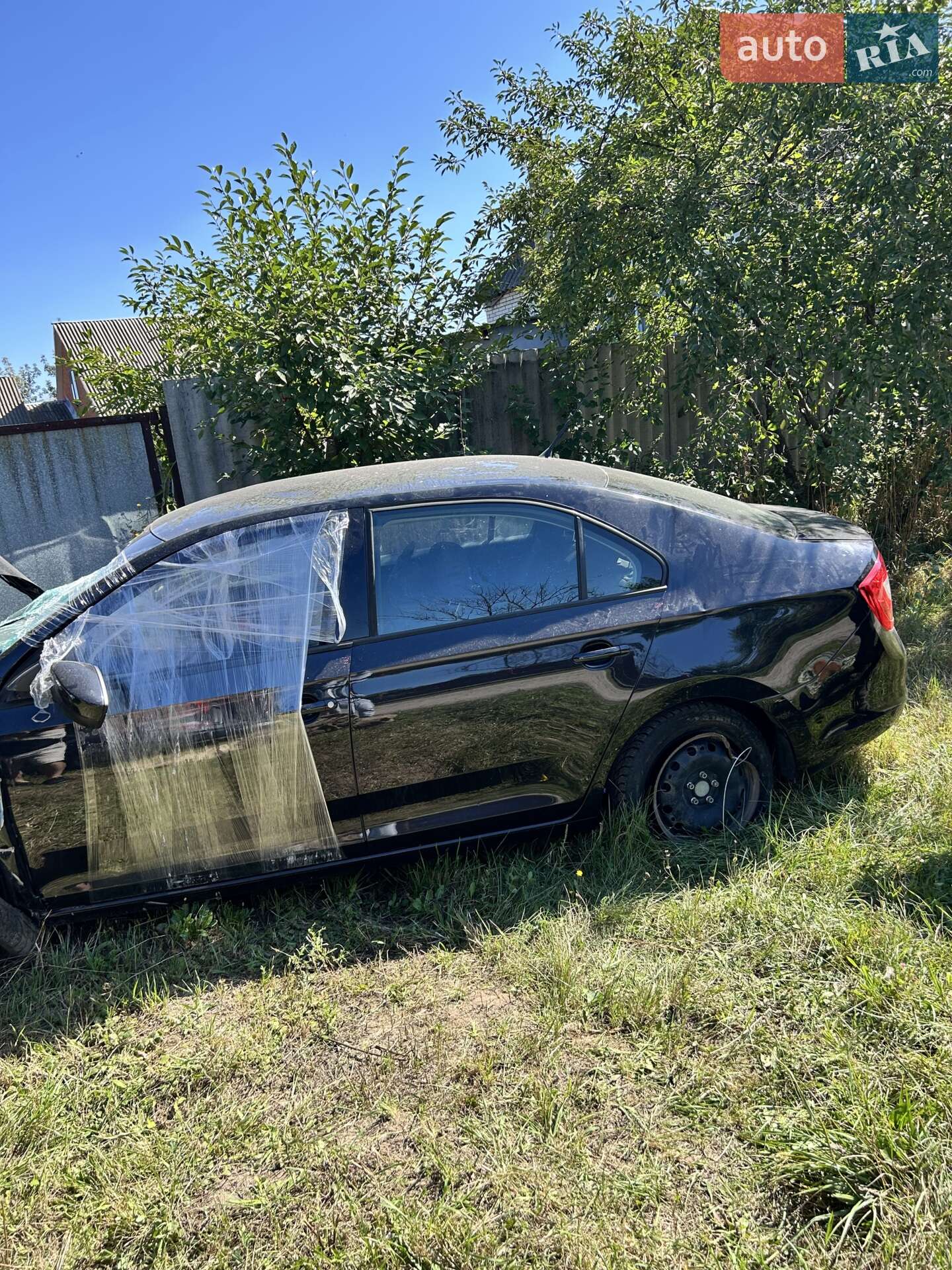 Skoda Rapid 2014 VIN TMBAD2NH7EB103009 фото оголошення 9 з 15