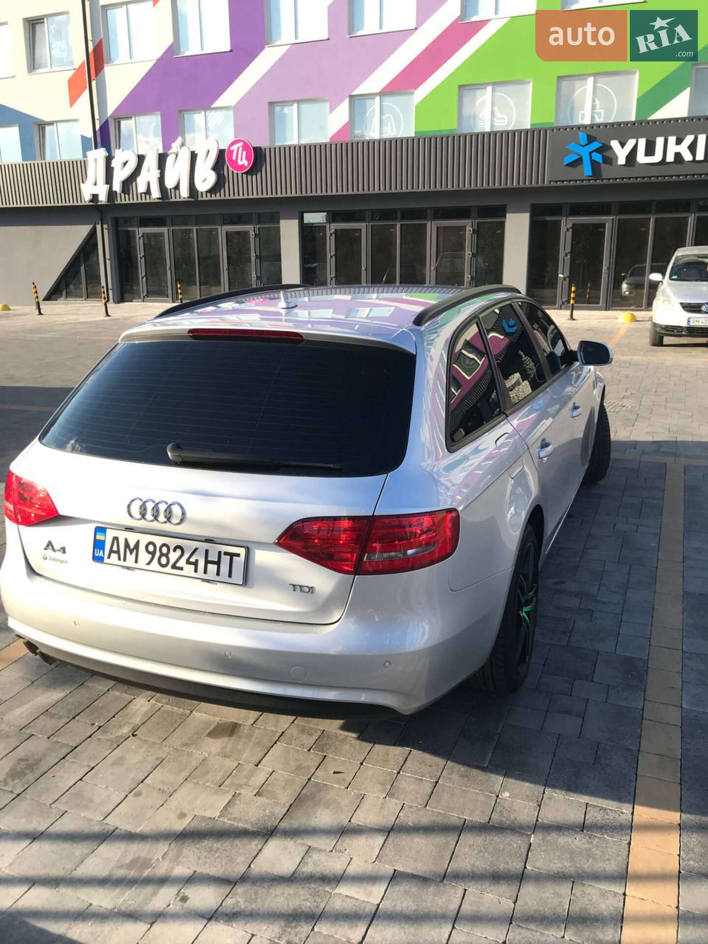 Audi A4 2012 VIN WAUZZZ8K4DA015783 фото оголошення 3 з 8
