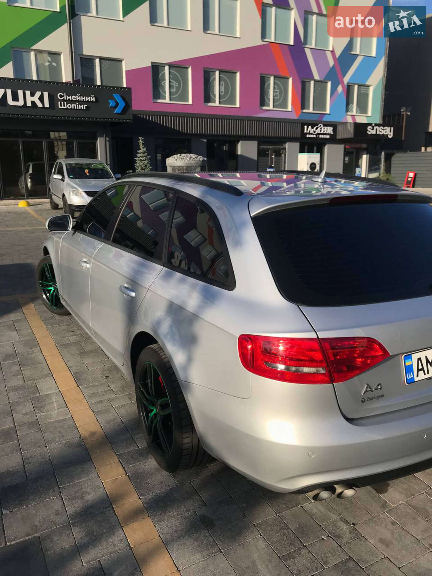 Audi A4 2012 VIN WAUZZZ8K4DA015783 фото оголошення 5 з 8