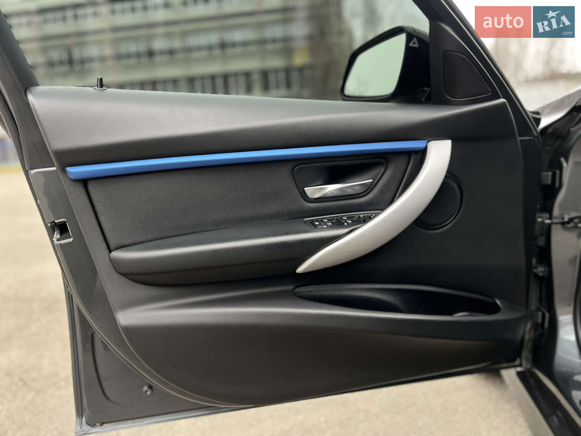 BMW 3 Series 2018 VIN WBA8F1C54JAE92929 фото оголошення 20 з 32