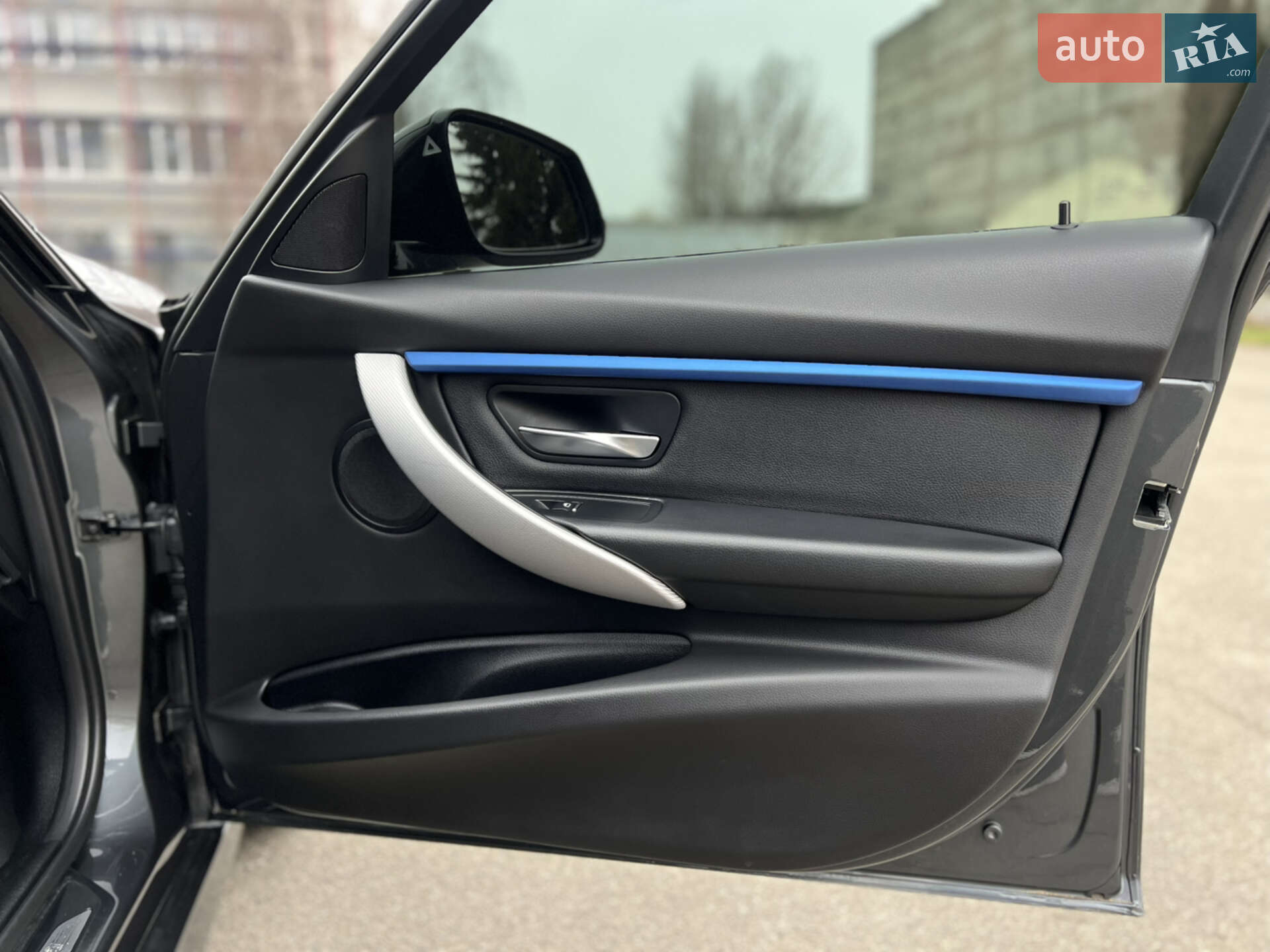 BMW 3 Series 2018 VIN WBA8F1C54JAE92929 фото оголошення 25 з 32