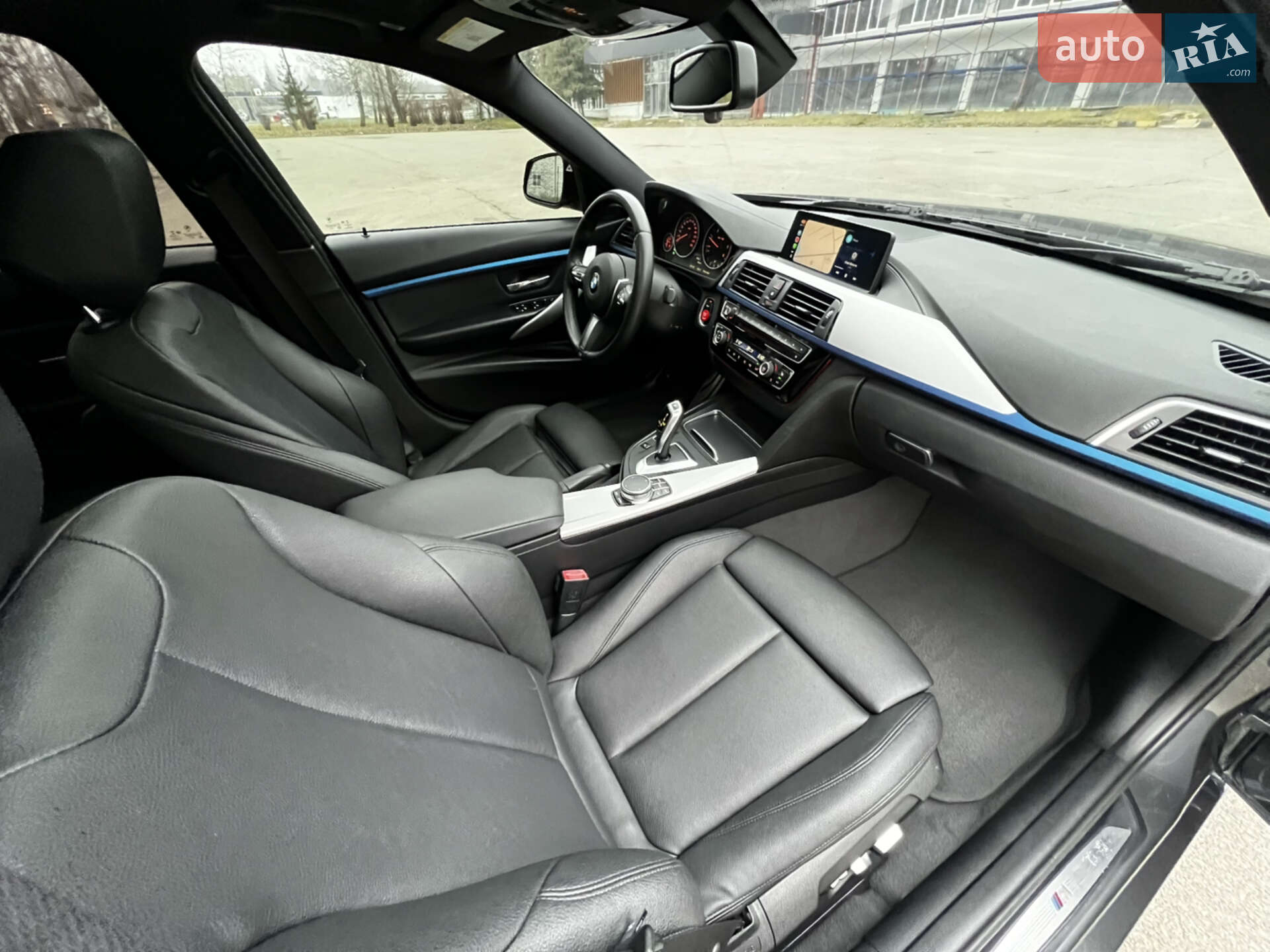 BMW 3 Series 2018 VIN WBA8F1C54JAE92929 фото оголошення 27 з 32
