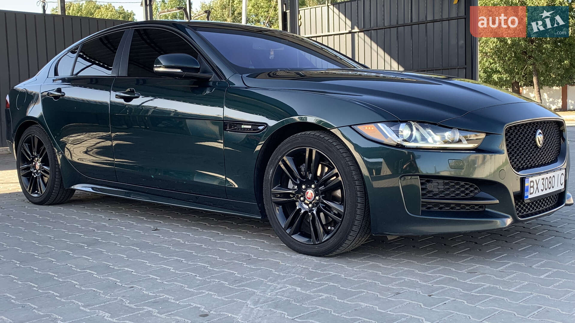 Jaguar XE 2016 VIN SAJAF4BN6HA968551 фото оголошення 4 з 48