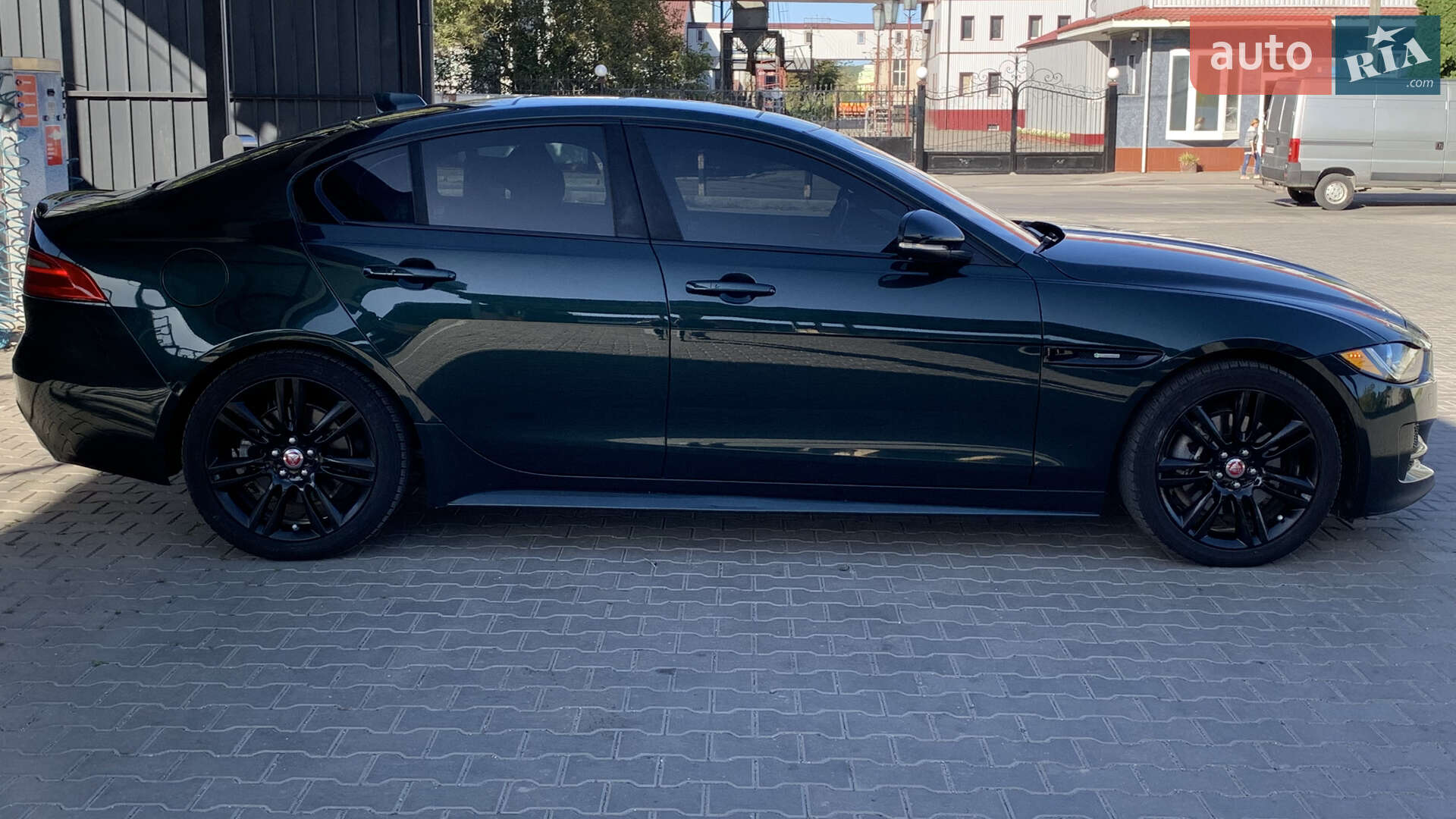 Jaguar XE 2016 VIN SAJAF4BN6HA968551 фото оголошення 19 з 48