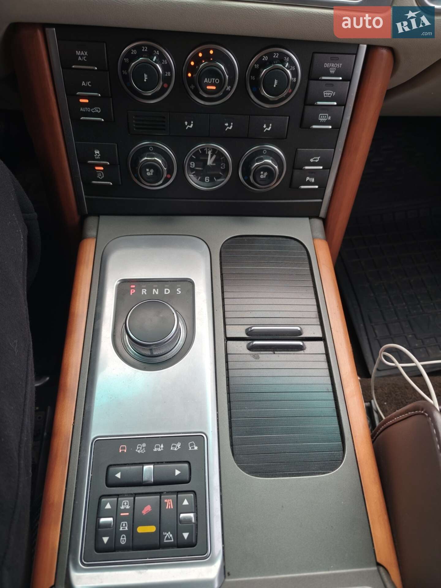 Land Rover Range Rover 2012 VIN SALLMAMH4CA377892 фото оголошення 14 з 15