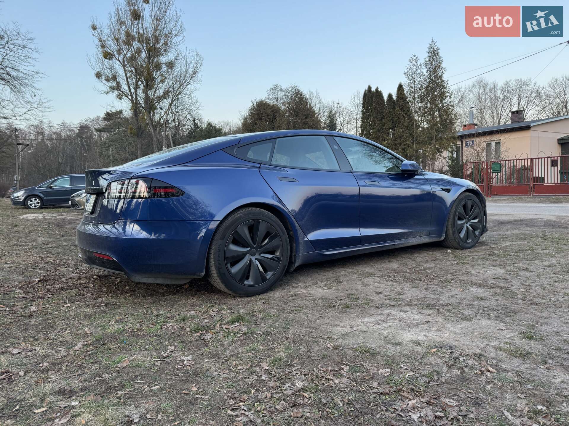 Tesla Model S 2023 VIN 5YJSA1E59PF519463 фото оголошення 8 з 15