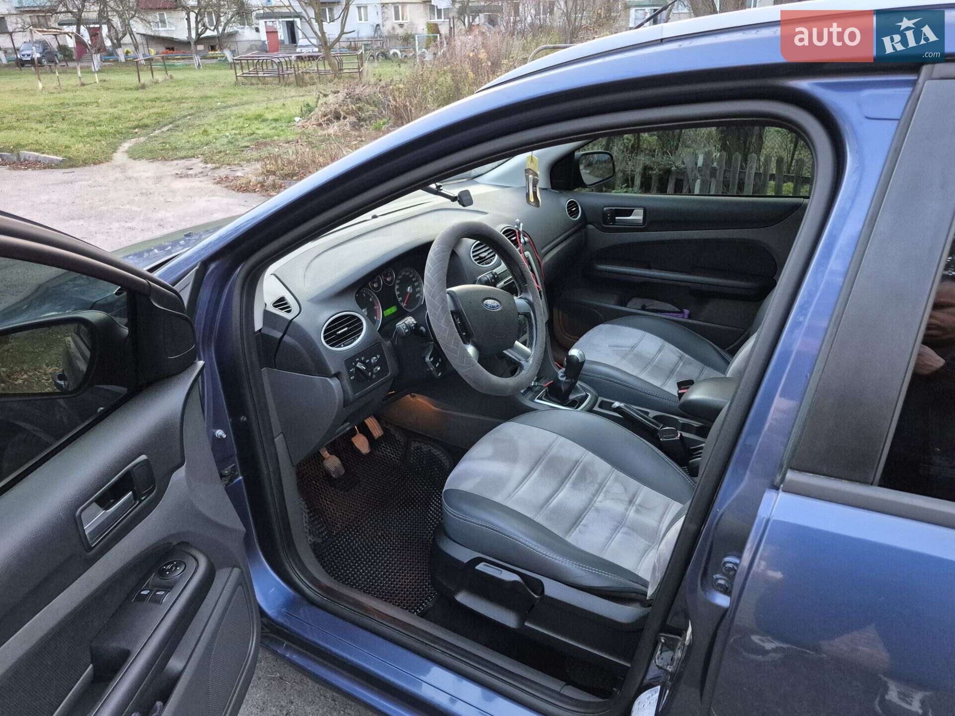 Ford Focus 2005 VIN WF0WXXGCDW5A52596 фото оголошення 6 з 8