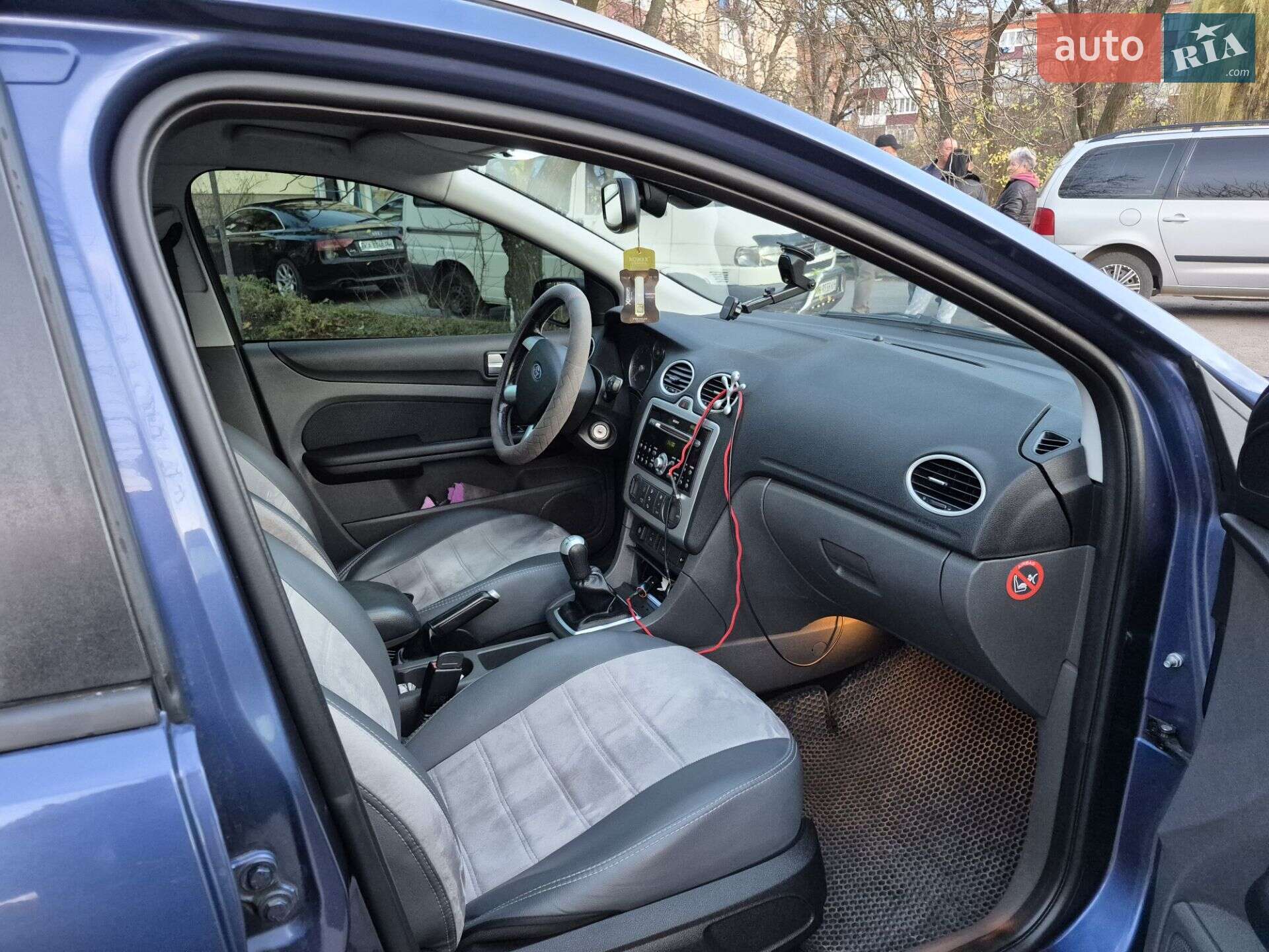 Ford Focus 2005 VIN WF0WXXGCDW5A52596 фото оголошення 5 з 8