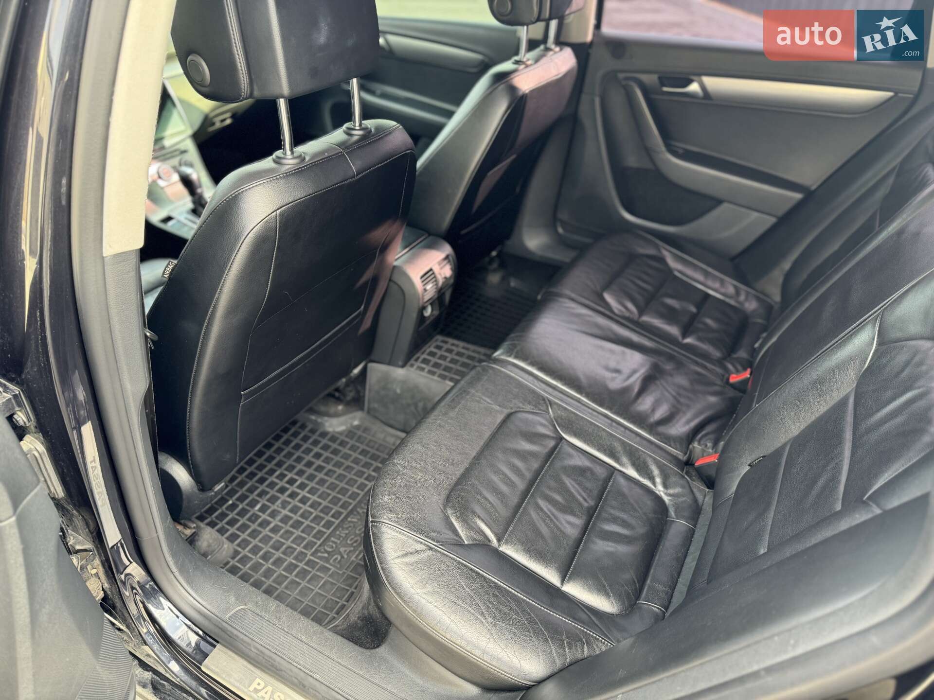 Volkswagen Passat 2012 VIN WVWZZZ3CZDE078998 фото оголошення 8 з 15