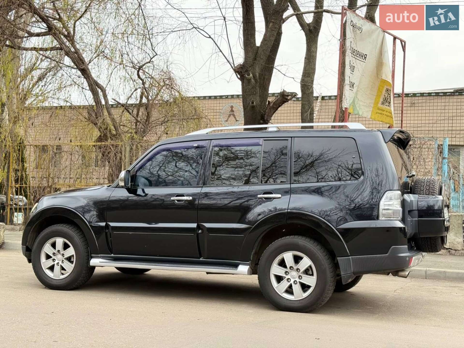 Mitsubishi Pajero 2007 VIN JMYLRV93W8J000680 фото оголошення 6 з 17